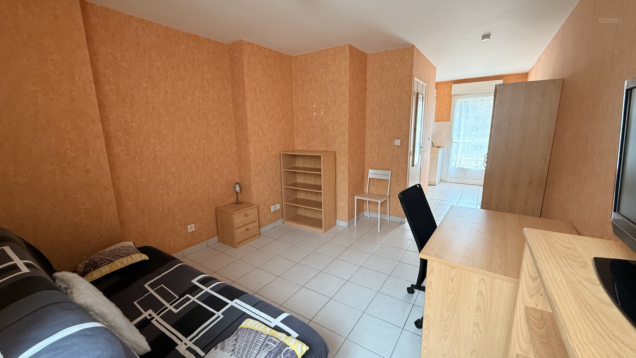 Studio - 22.46m2 - OLIVET — photo 3