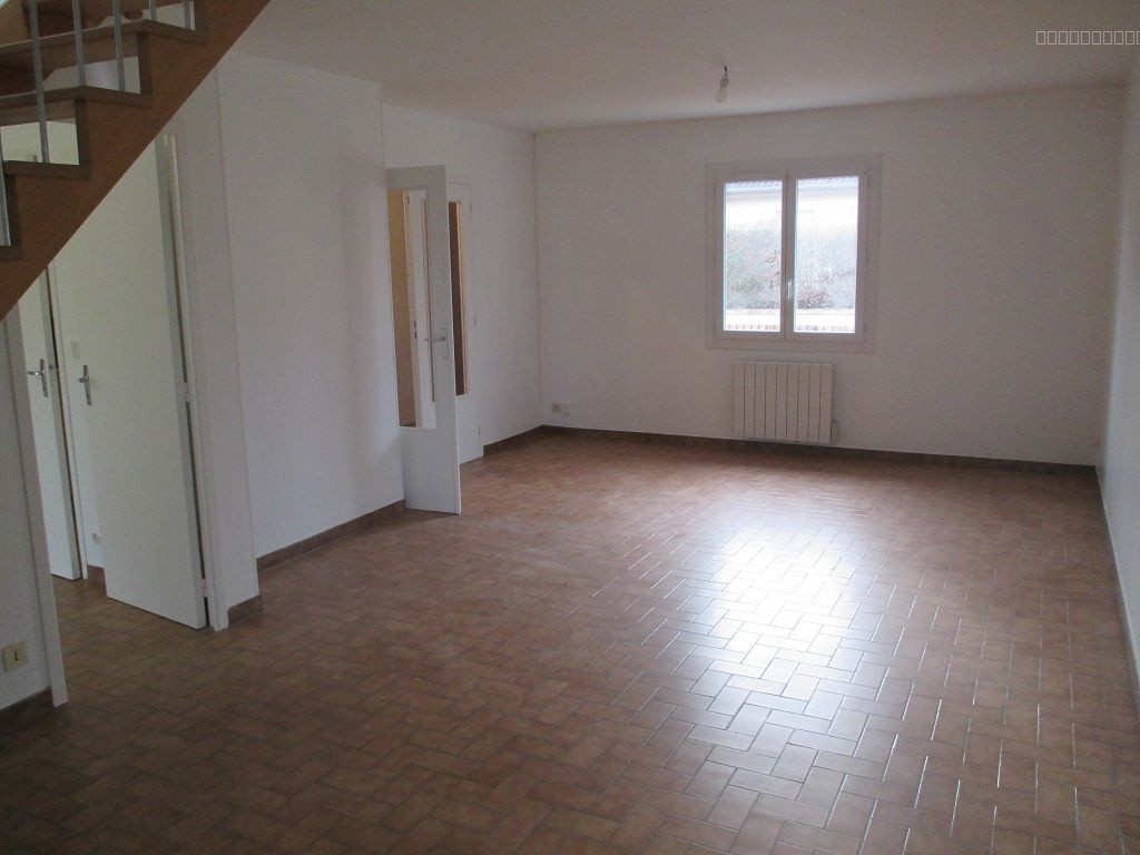 MAISON - 107.52m2 - ST PRYVÉ SAINT MESMIN — photo 3