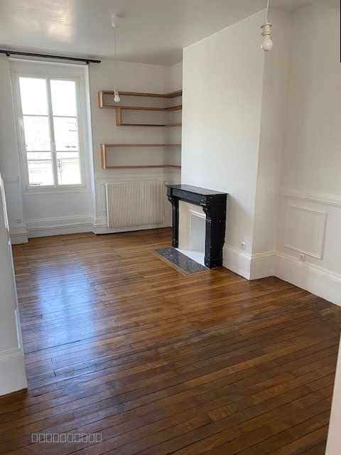 APPARTEMENT T3 - 56.80 m2 - ORLEANS Faubourg Saint Jean — photo 2