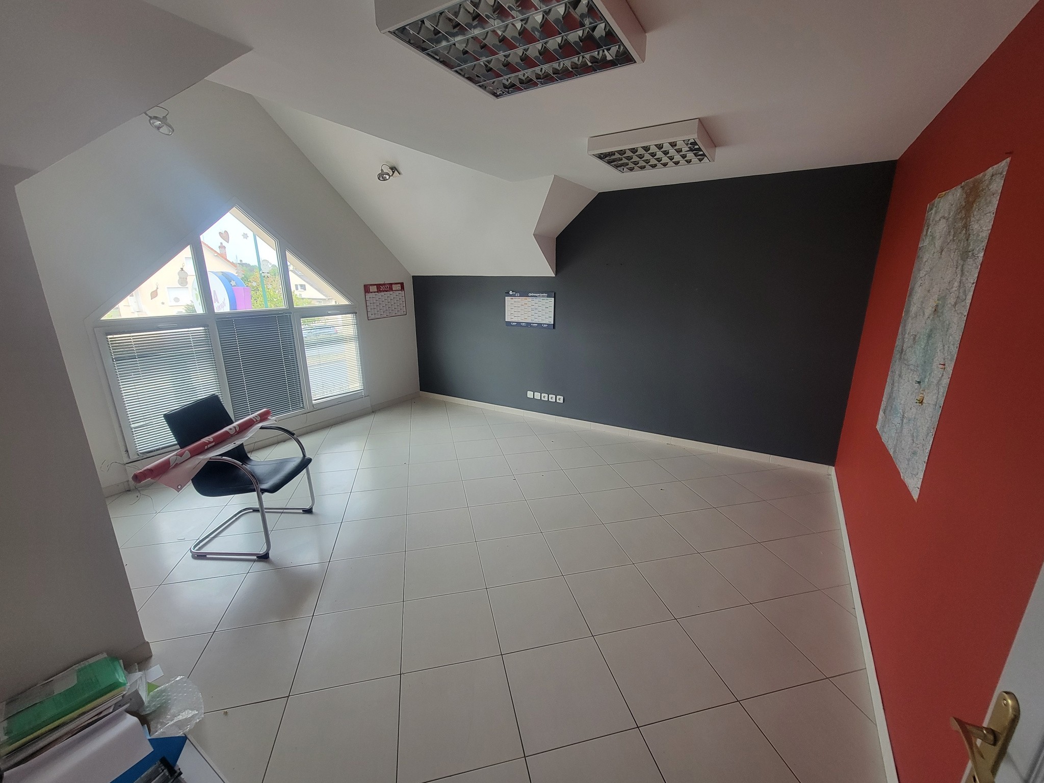 Bureaux - 420 m2 - Saint Doulchard — photo 9