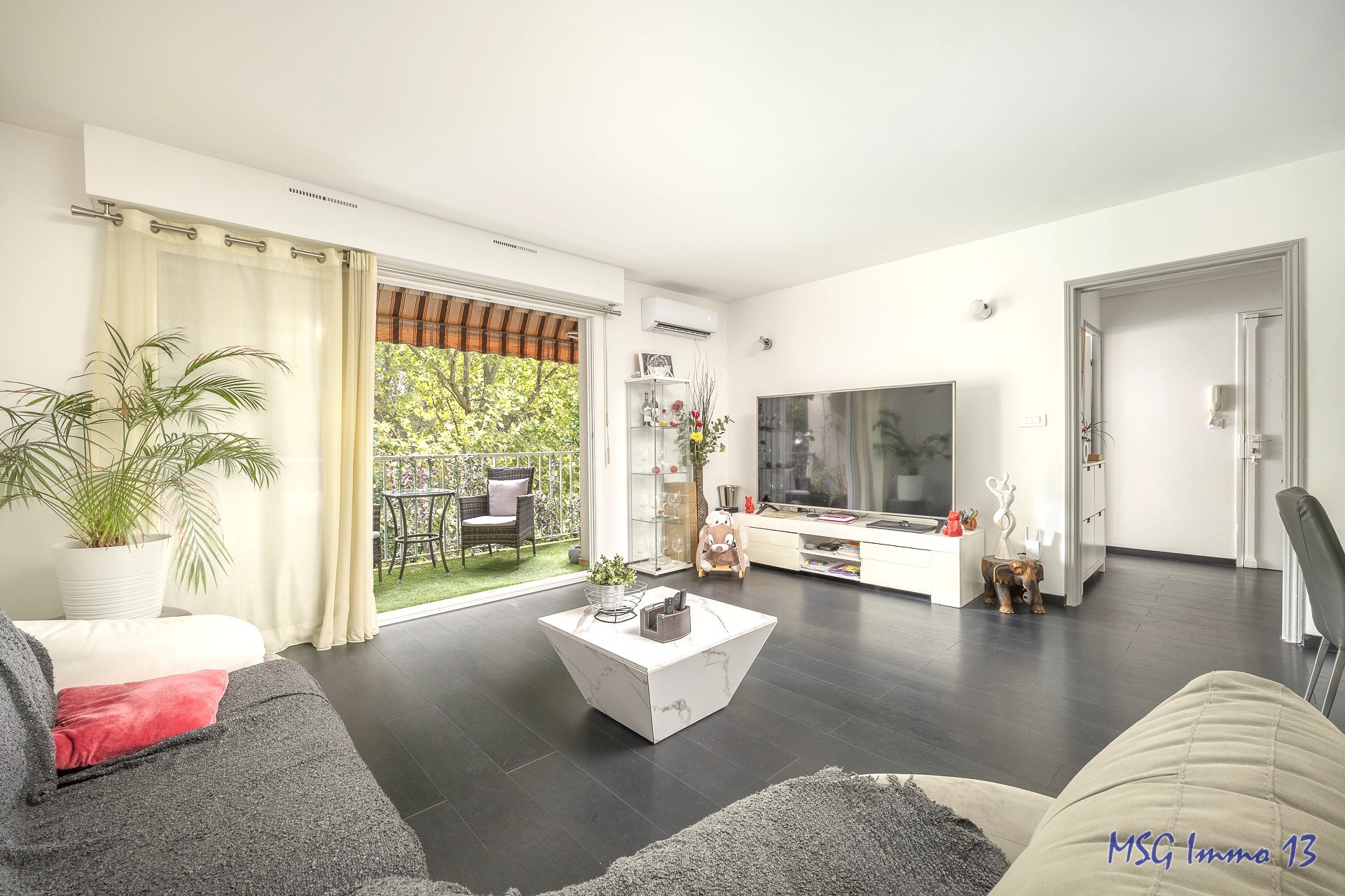 T4 Balcons Parking Cave Le Val d'Azur Piscines Tennis Gardien — photo 2