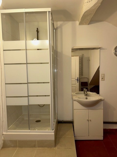 DUPLEX T3 DANS CENTRE VILLE 62m2 83470 Saint-Maximin-la-Sainte-Baume — photo 5