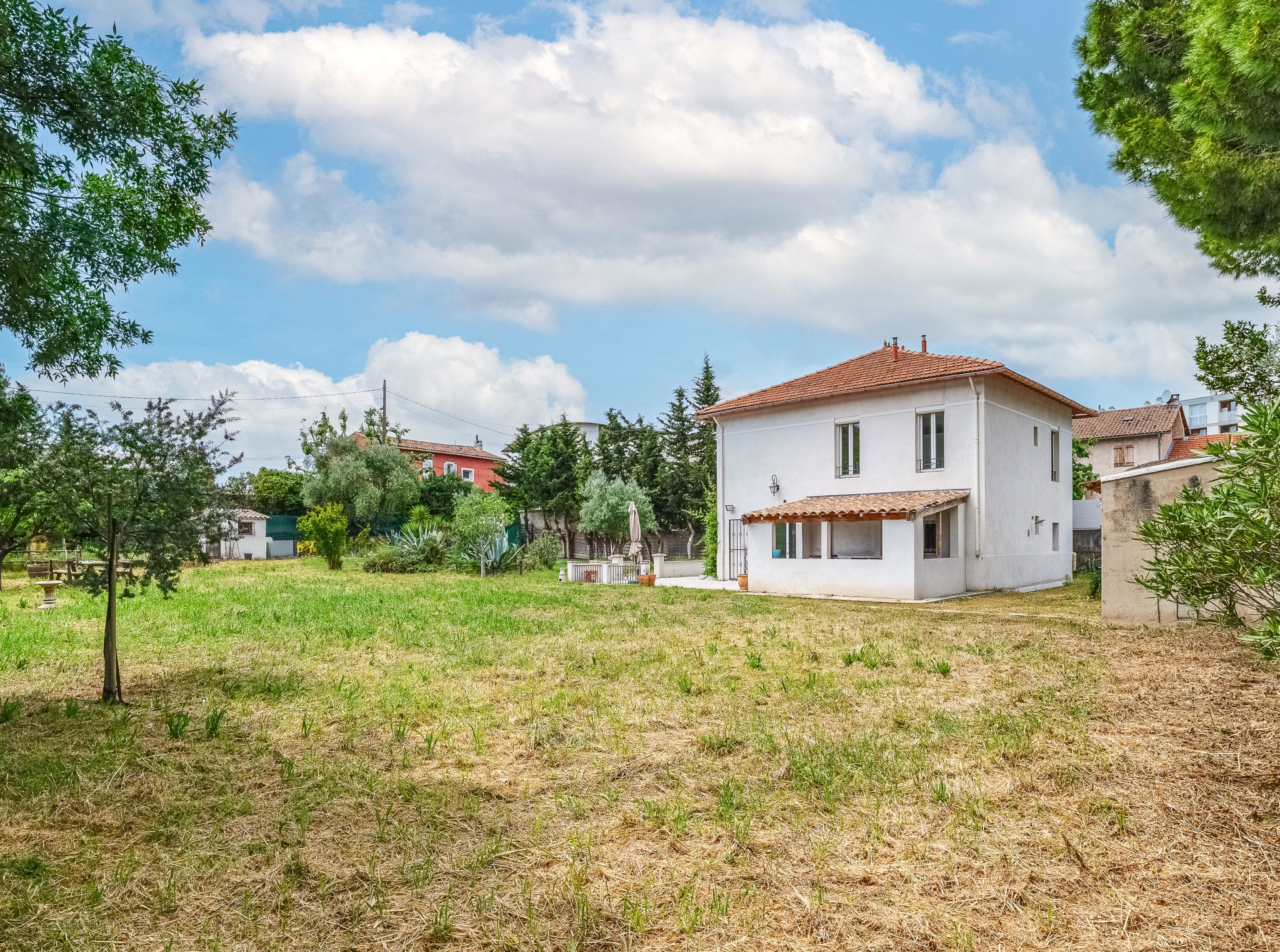 Villa rénovée T4 114m2 sur 1756m2 de terrain Saint Mitre prche Château-Gombert 13013 Marseille — photo 2