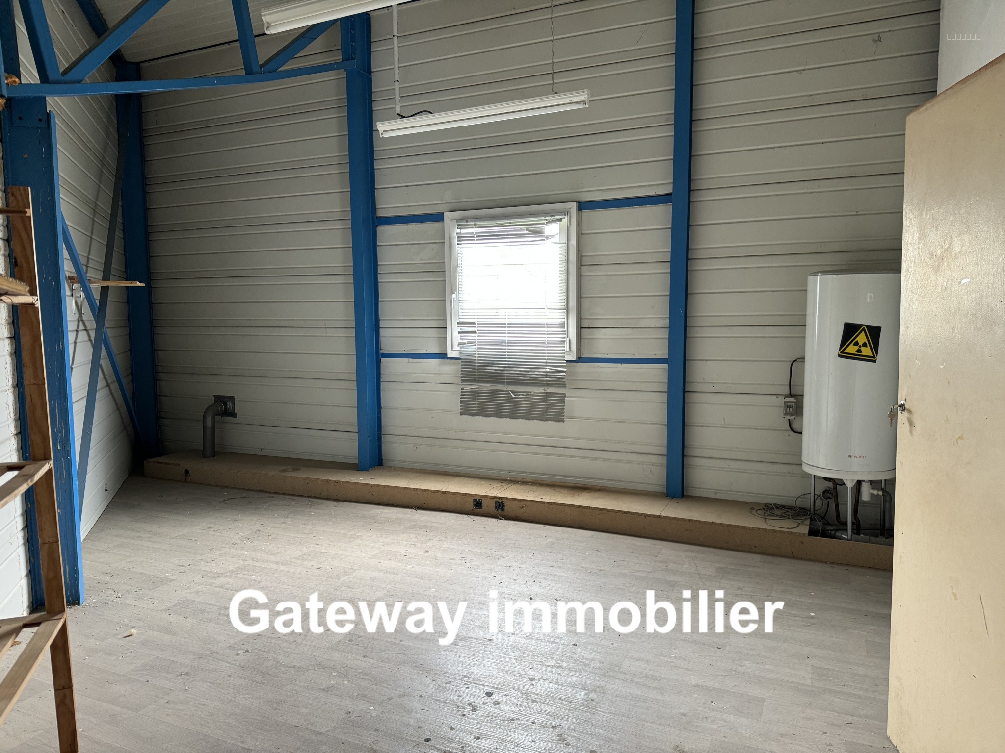LOCATION LOCAL D'ACTIVITÉ DE 375M2 À ISSOIRE — photo 15