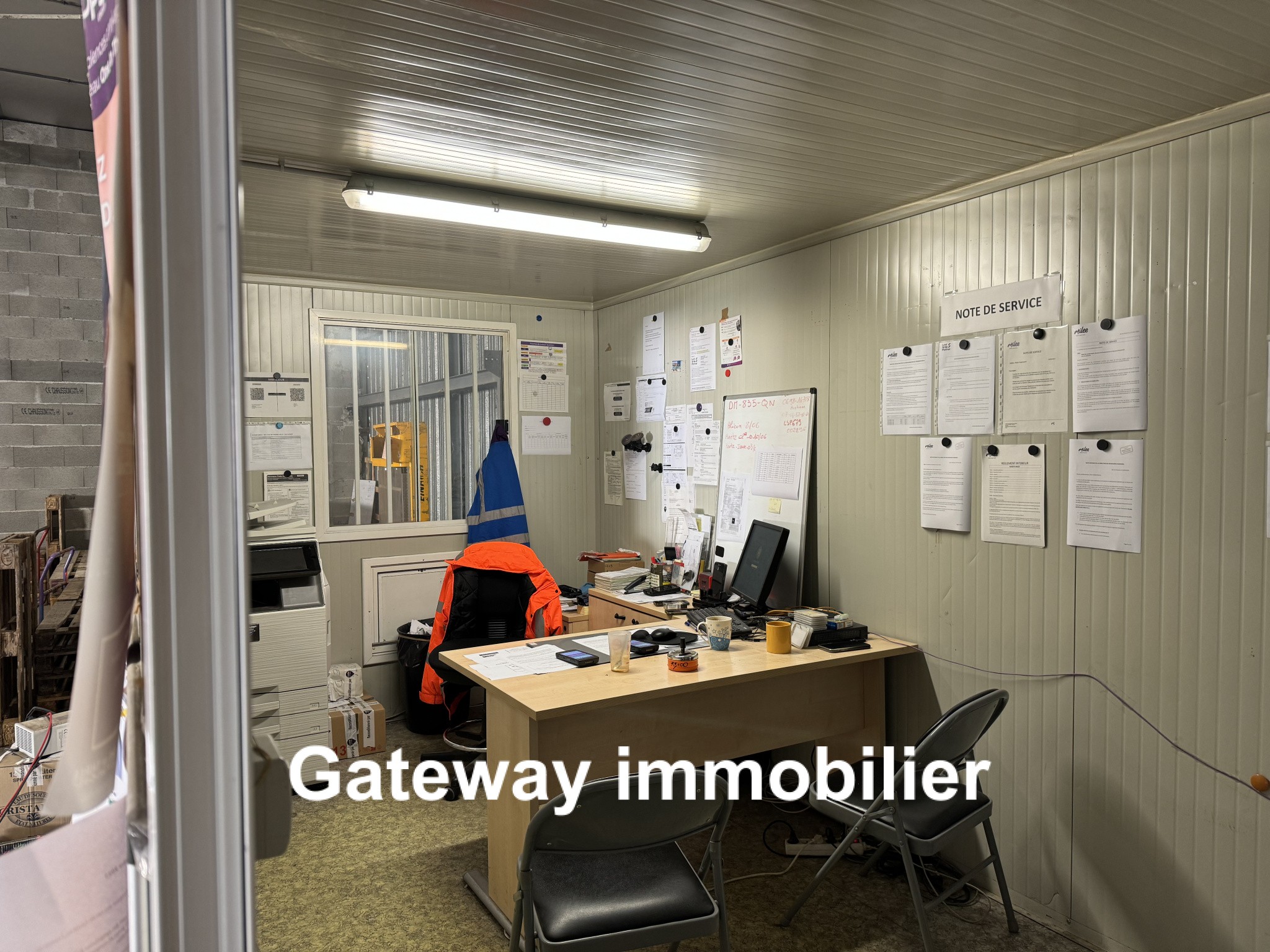ENTREPÔT 337M2 À ISSOIRE — photo 6