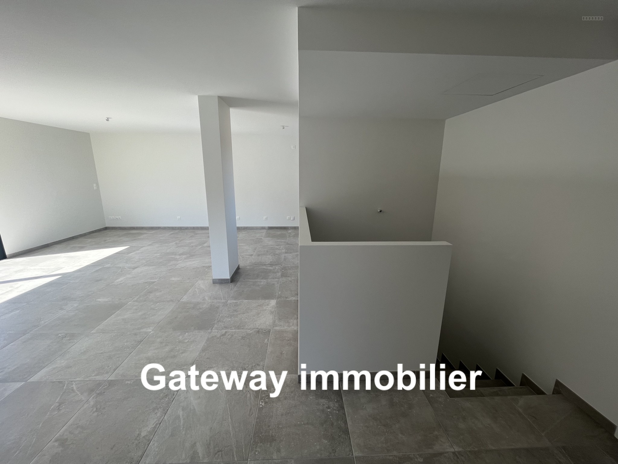 Superbe maison neuve avec vue panoramique, en impasse calme, plein sud — photo 9