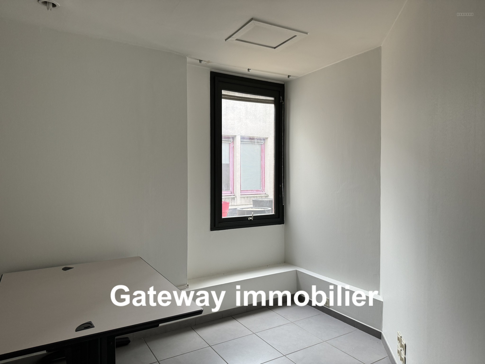 PLATEAUX DE BUREAUX 87,5m2 CLERMONT-FERRAND — photo 3