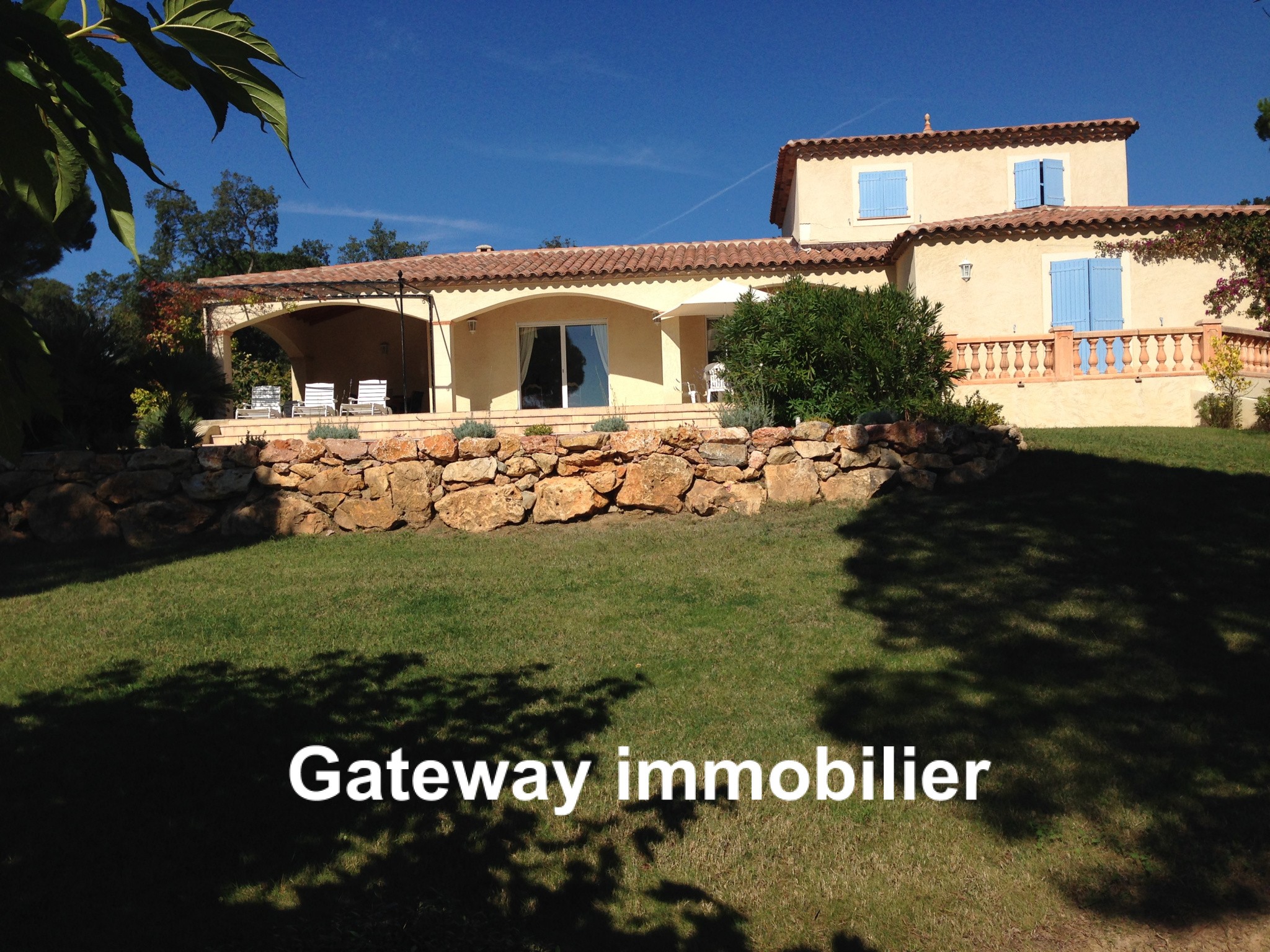 MAISON PROVENCALE DE 155m2 À SAINTE MAXIME — photo 6