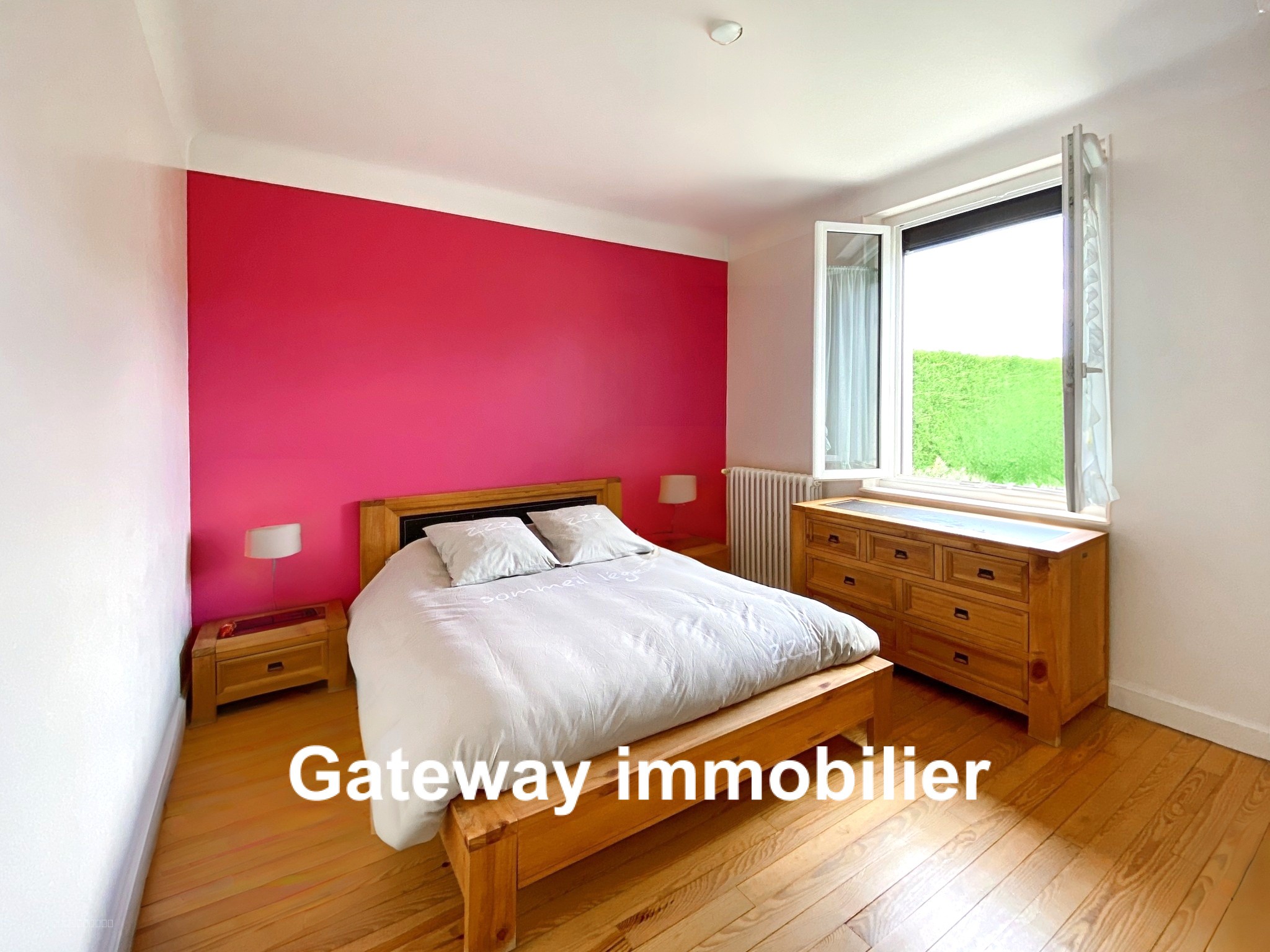 Maison Individuelle de Charme à Vic-le-Comte (Longues), 63270 — photo 8