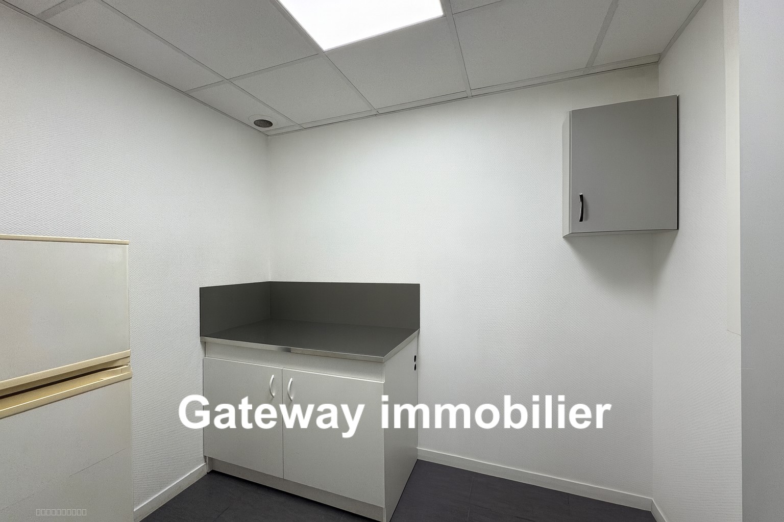 LOCAL COMMERCIAL / BUREAUX   CÉBAZAT   160 m2   VISIBILITÉ PREMIUM — photo 4