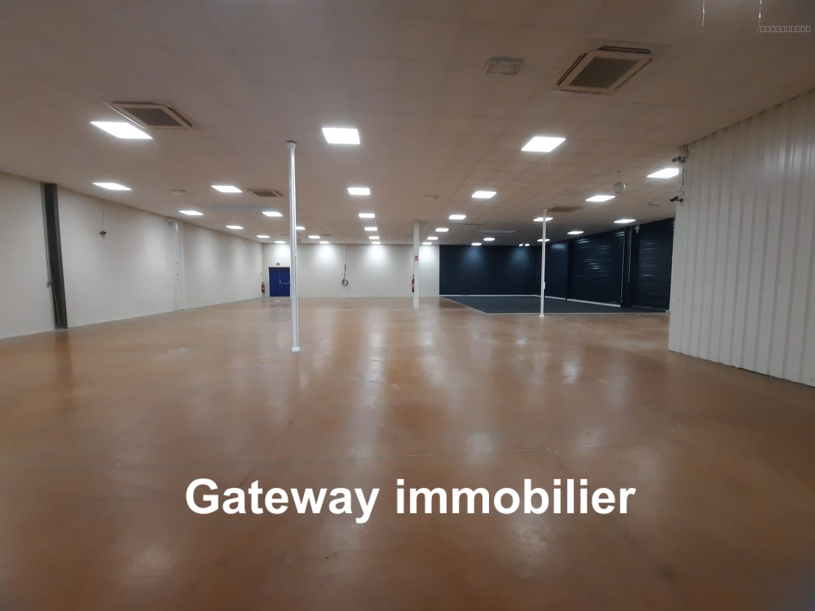 LOCAL D'ACTIVITÉ OU COMMERCIAL À COURNON D'AUVERGNE 610m2 — photo 3