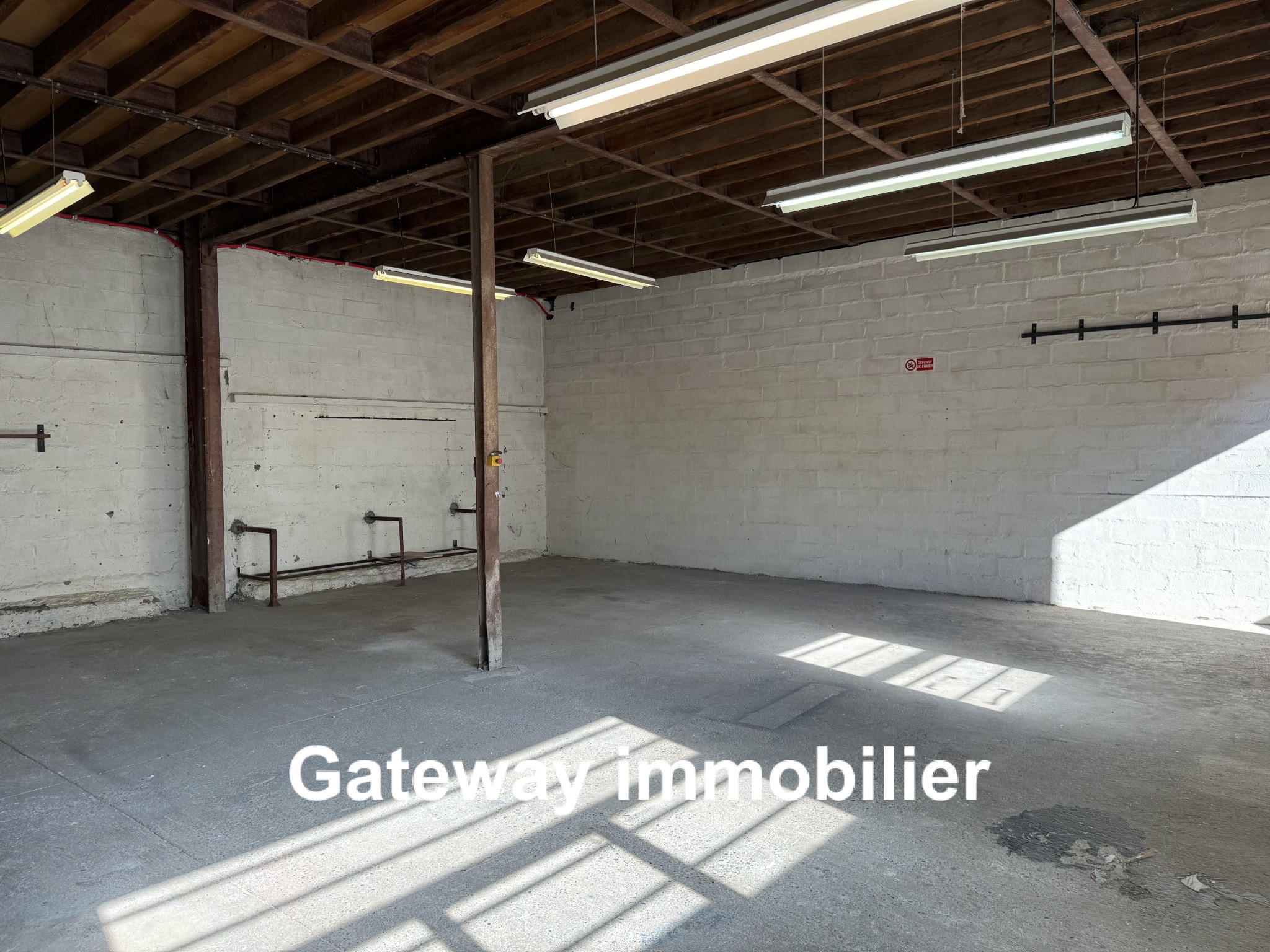 LOCATION LOCAL PROFESSIONNEL 210M2 à ISSOIRE — photo 6
