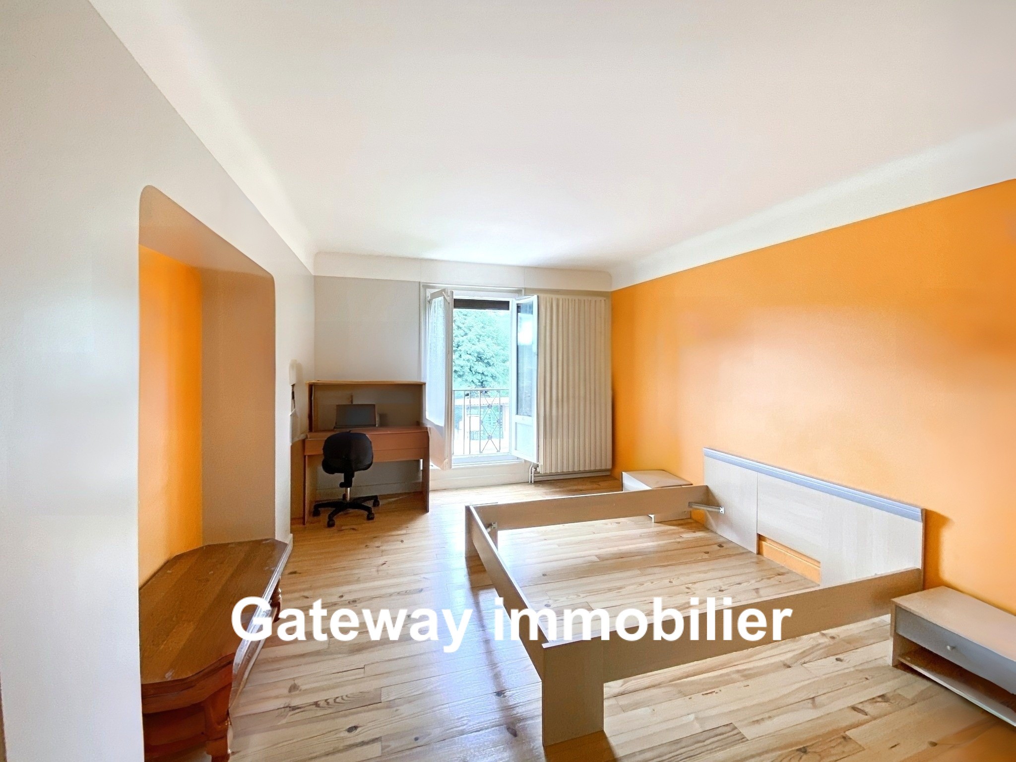 Maison Individuelle de Charme à Vic-le-Comte (Longues), 63270 — photo 10