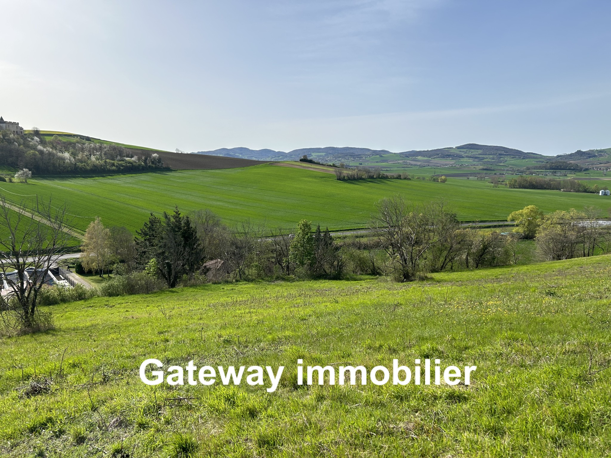 En exclusivité 2 terrains à vendre à CHAURIAT — photo 2