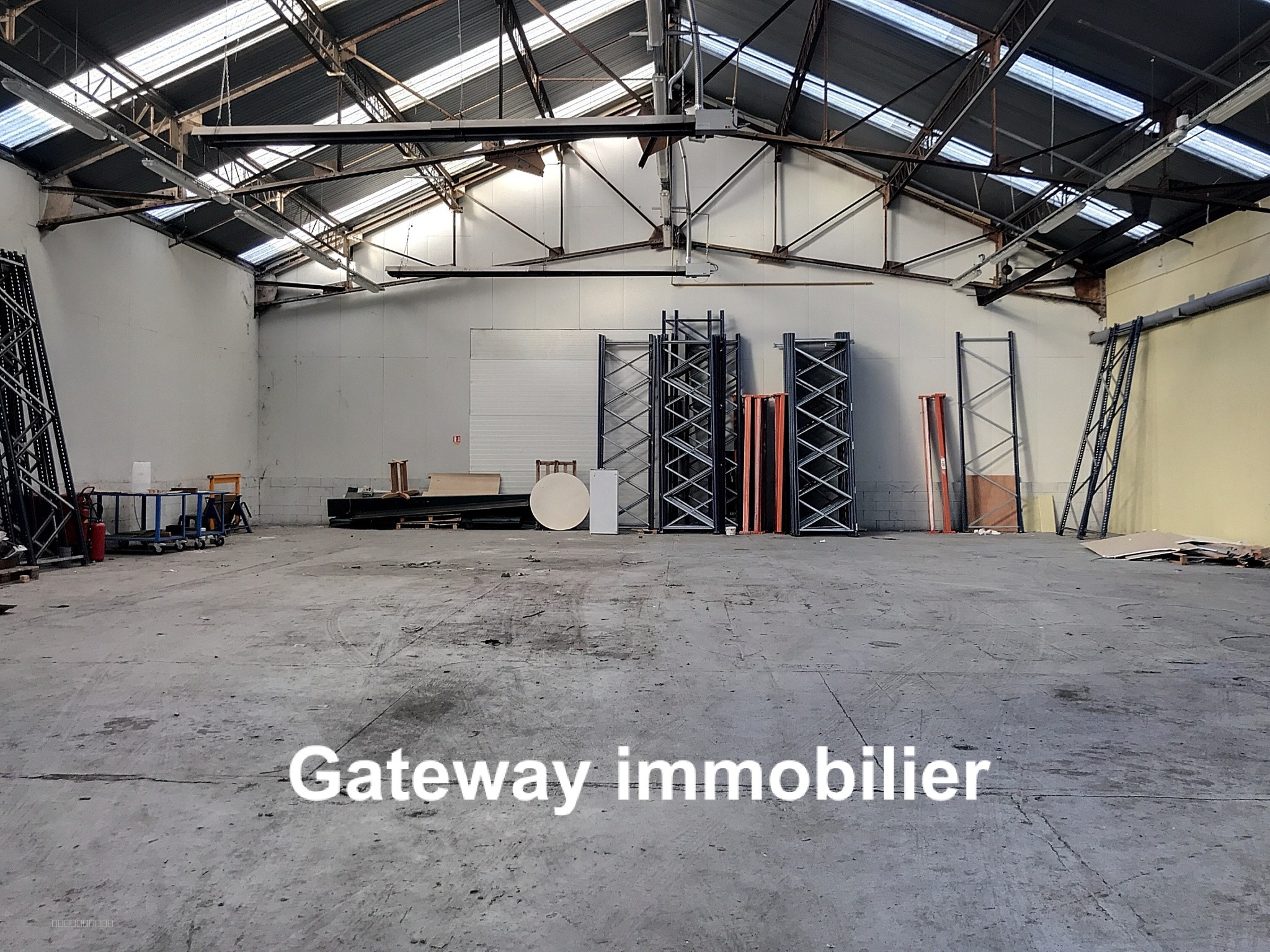 LOCATION ENTREPOT 1000m2 à RIOM 63200 — photo 4