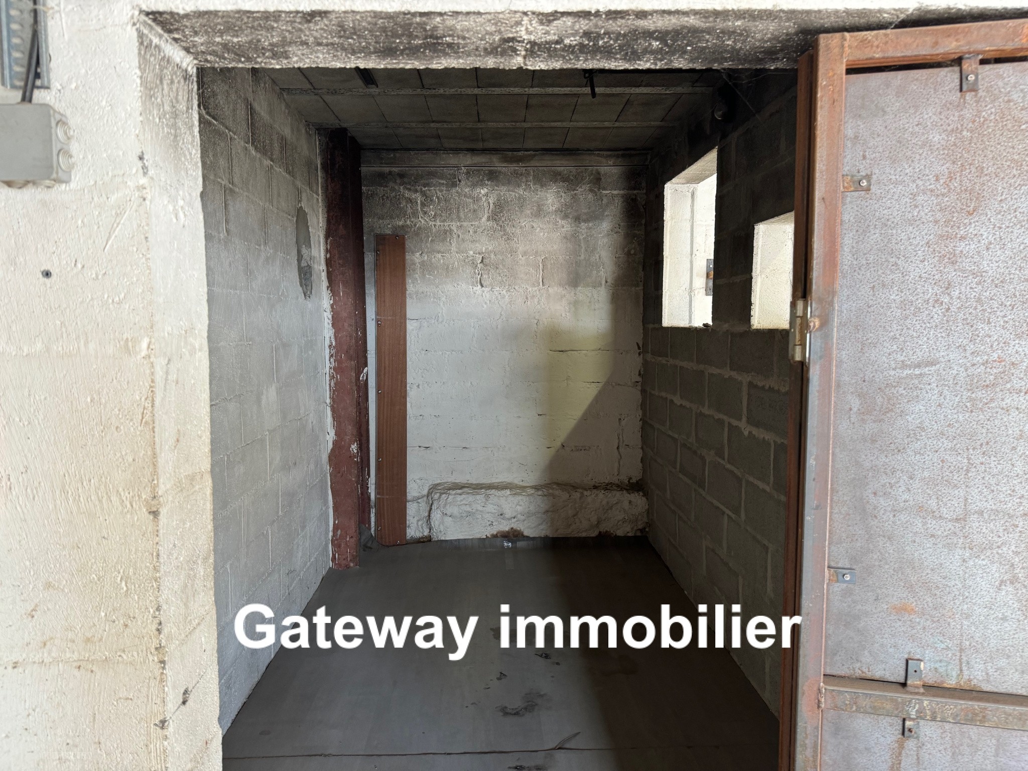 LOCATION LOCAL PROFESSIONNEL 210M2 à ISSOIRE — photo 8