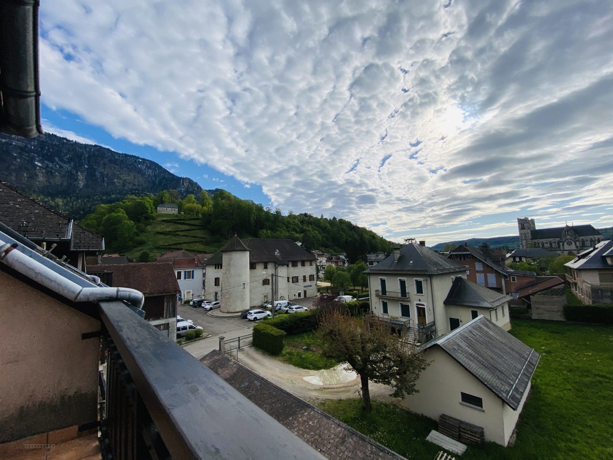Appartement en dernier étage- Résidence avec ascenseur centre village. — photo 10