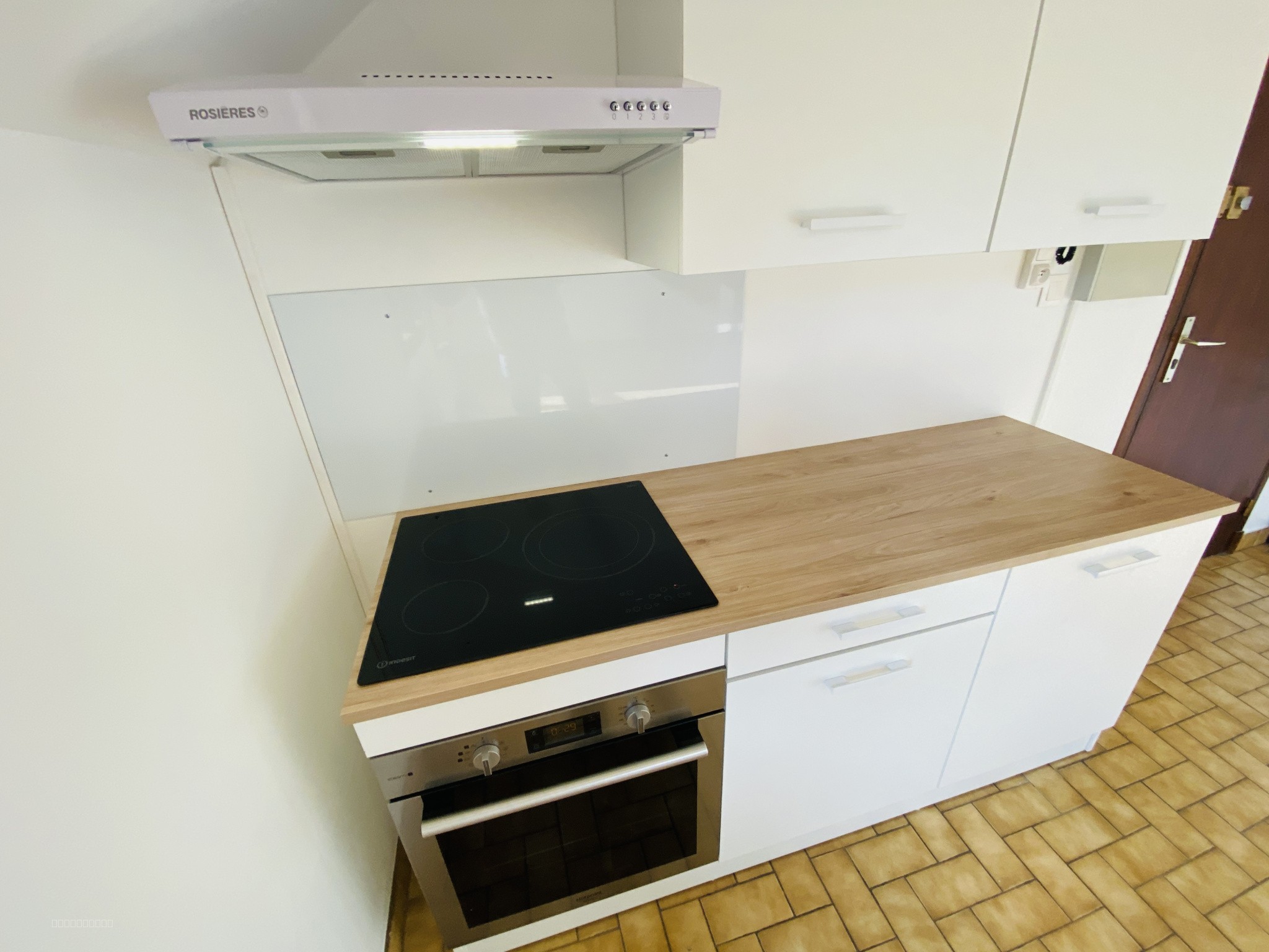 Appartement en dernier étage- Résidence avec ascenseur centre village. — photo 4