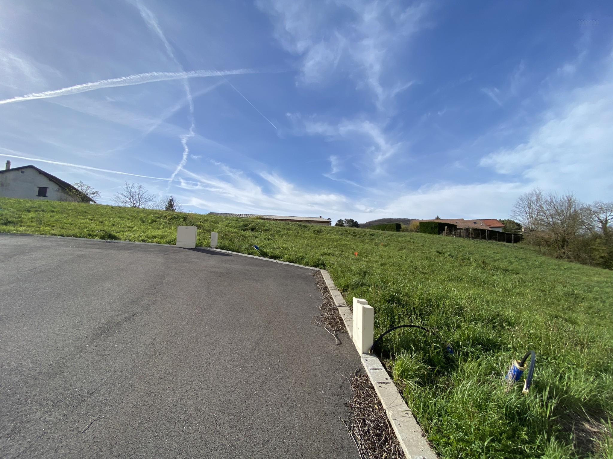 TERRAINS VIABILISES  EN LOTISSEMENT — photo 3