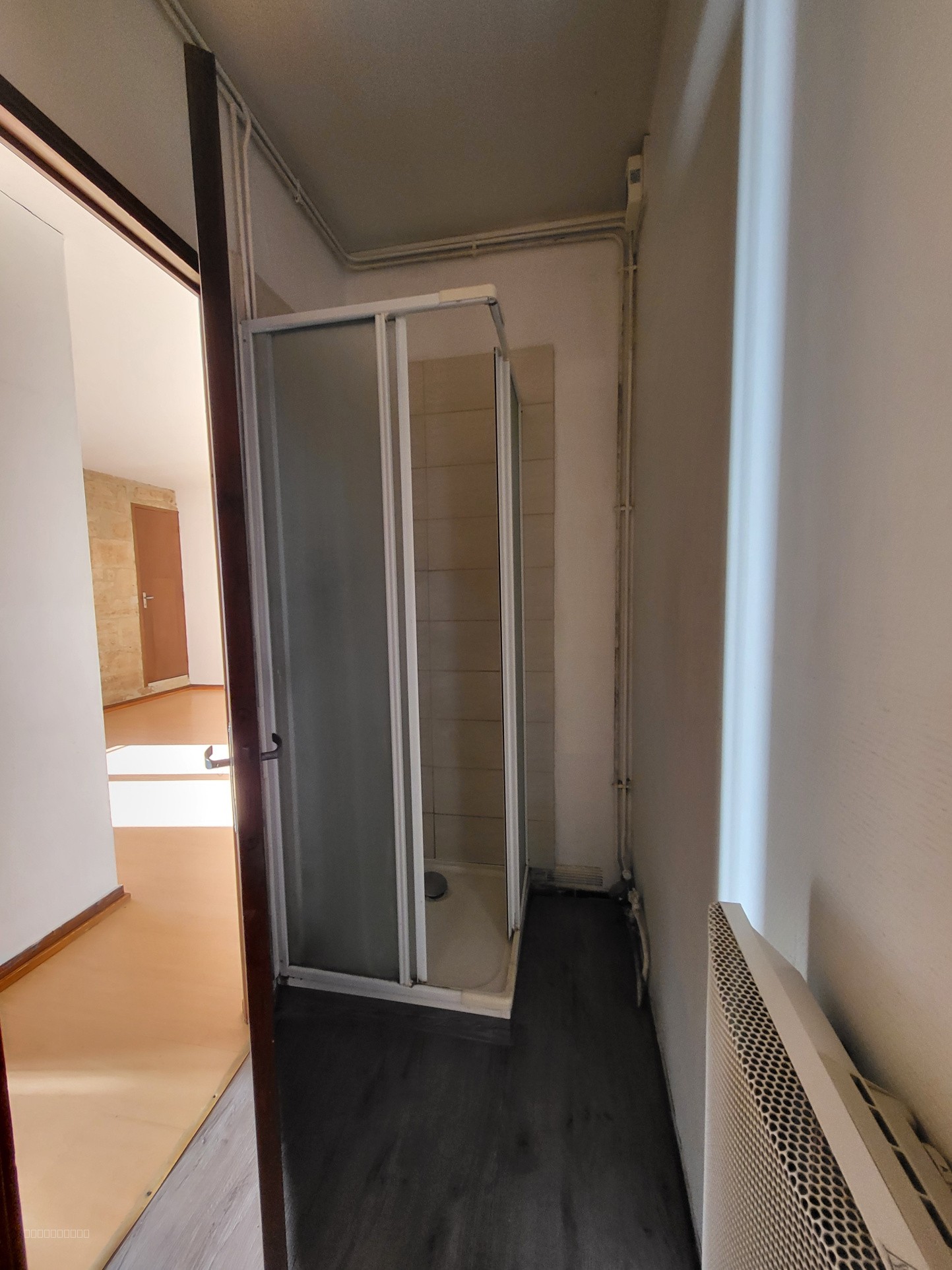 À Sarlat-La-Canéda, appartement dernier étage 2 pièces à louer — photo 8