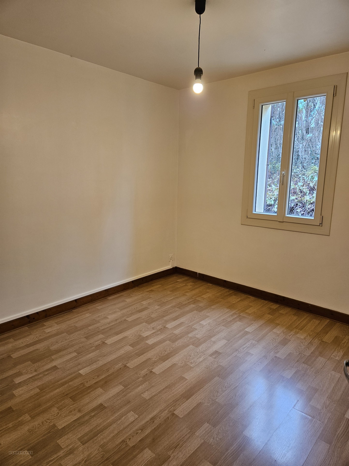 Maison avec terrasse à louer à Cénac-Et-Saint-Julien (24) — photo 10