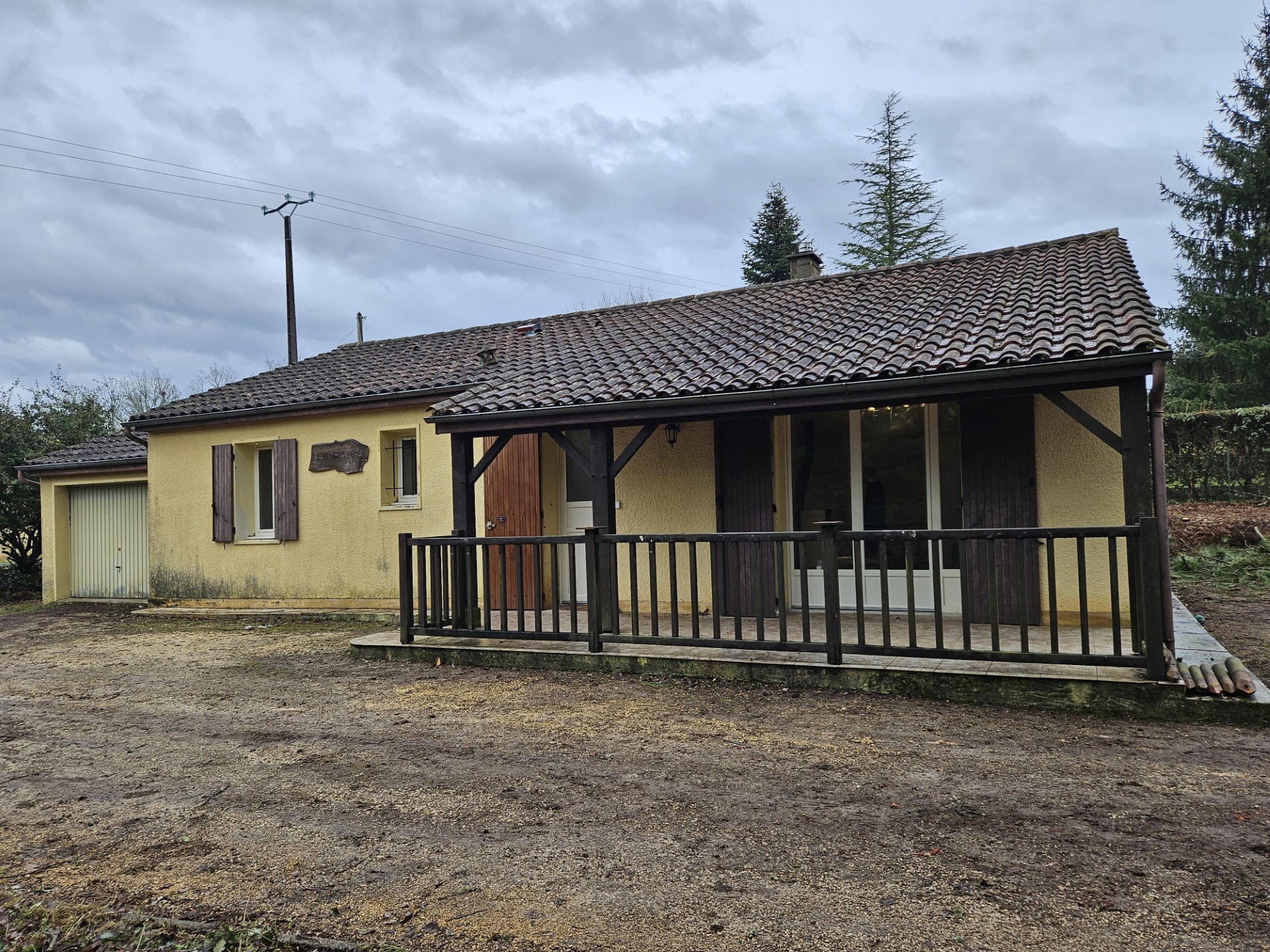 Maison avec terrasse à louer à Cénac-Et-Saint-Julien (24) — photo 13