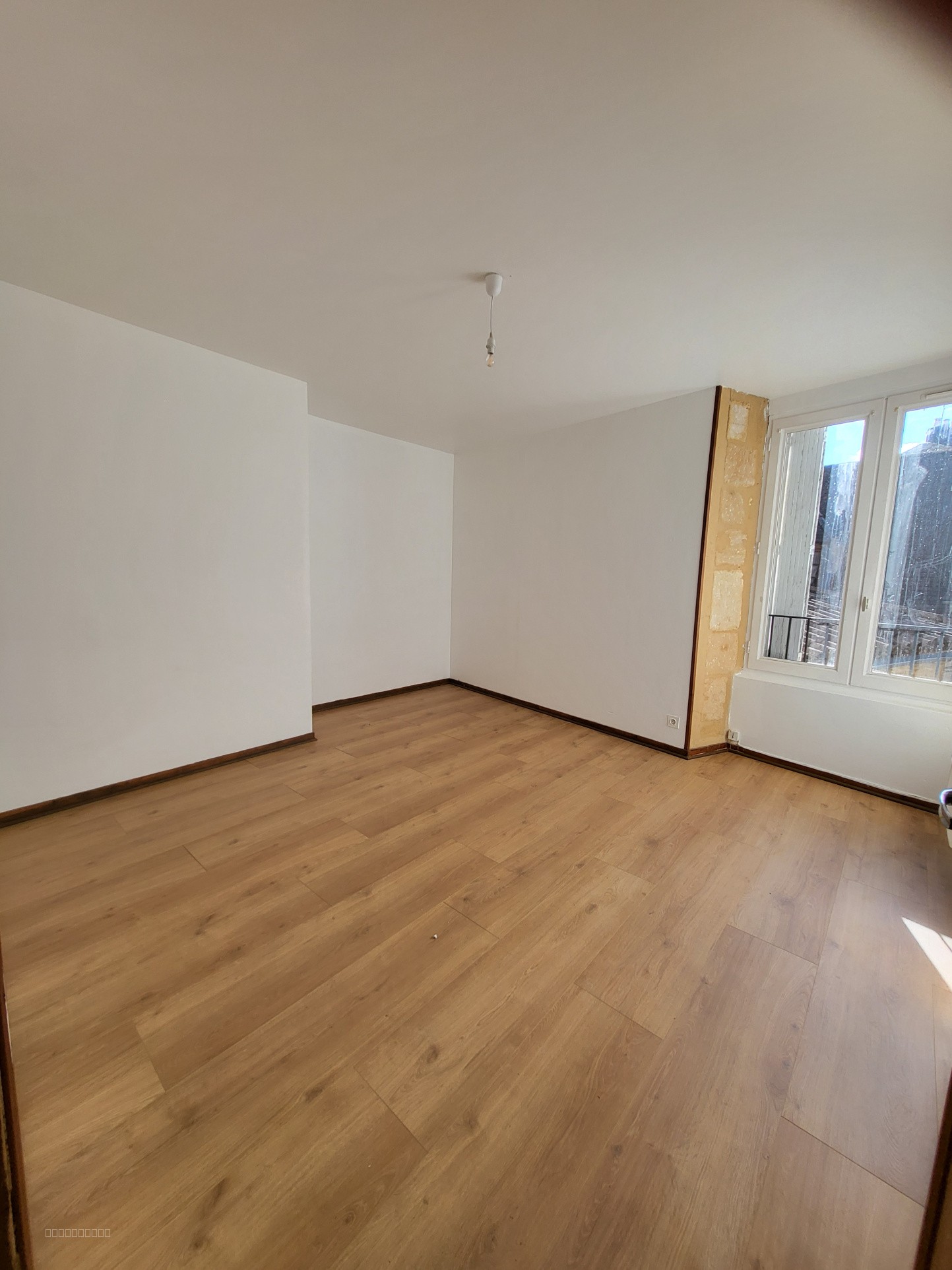 En location pour petite famille à Sarlat-La-Canéda : appartement — photo 8