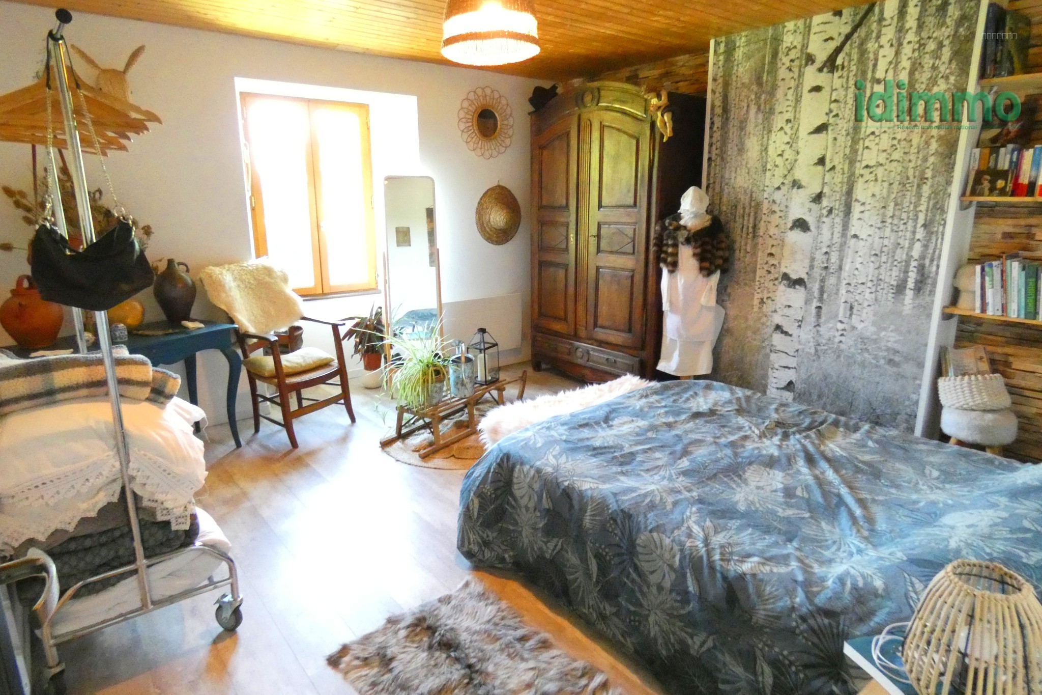 MAISON EN PIERRE RENOVEE BELLE VUE — photo 11