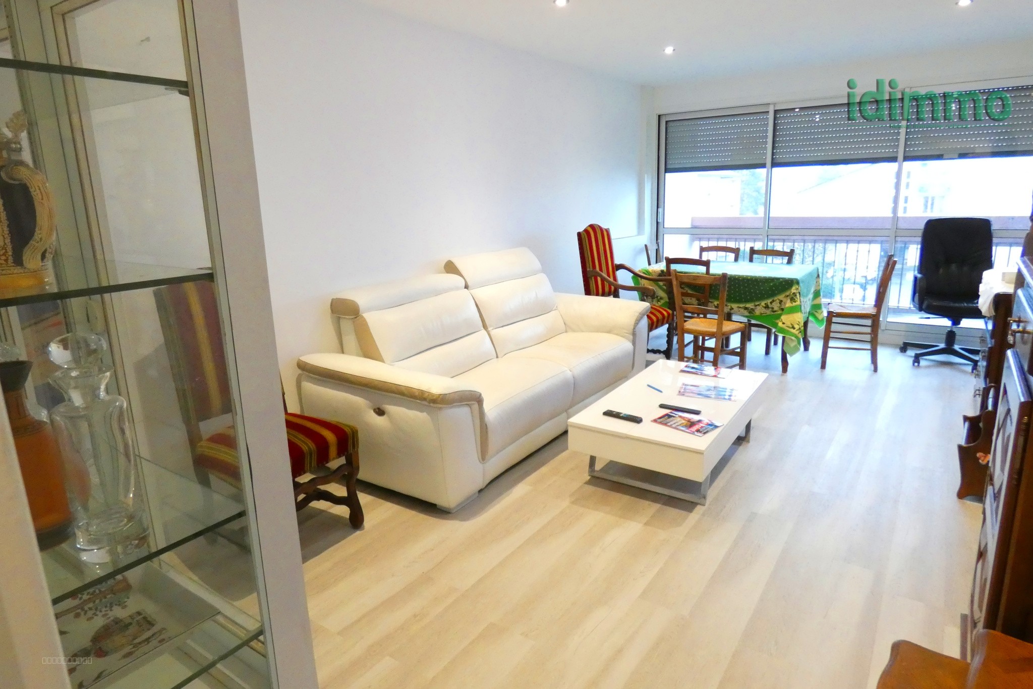 BEAU T3 RENOVE BALCON ASCENSEUR GARAGE — photo 2