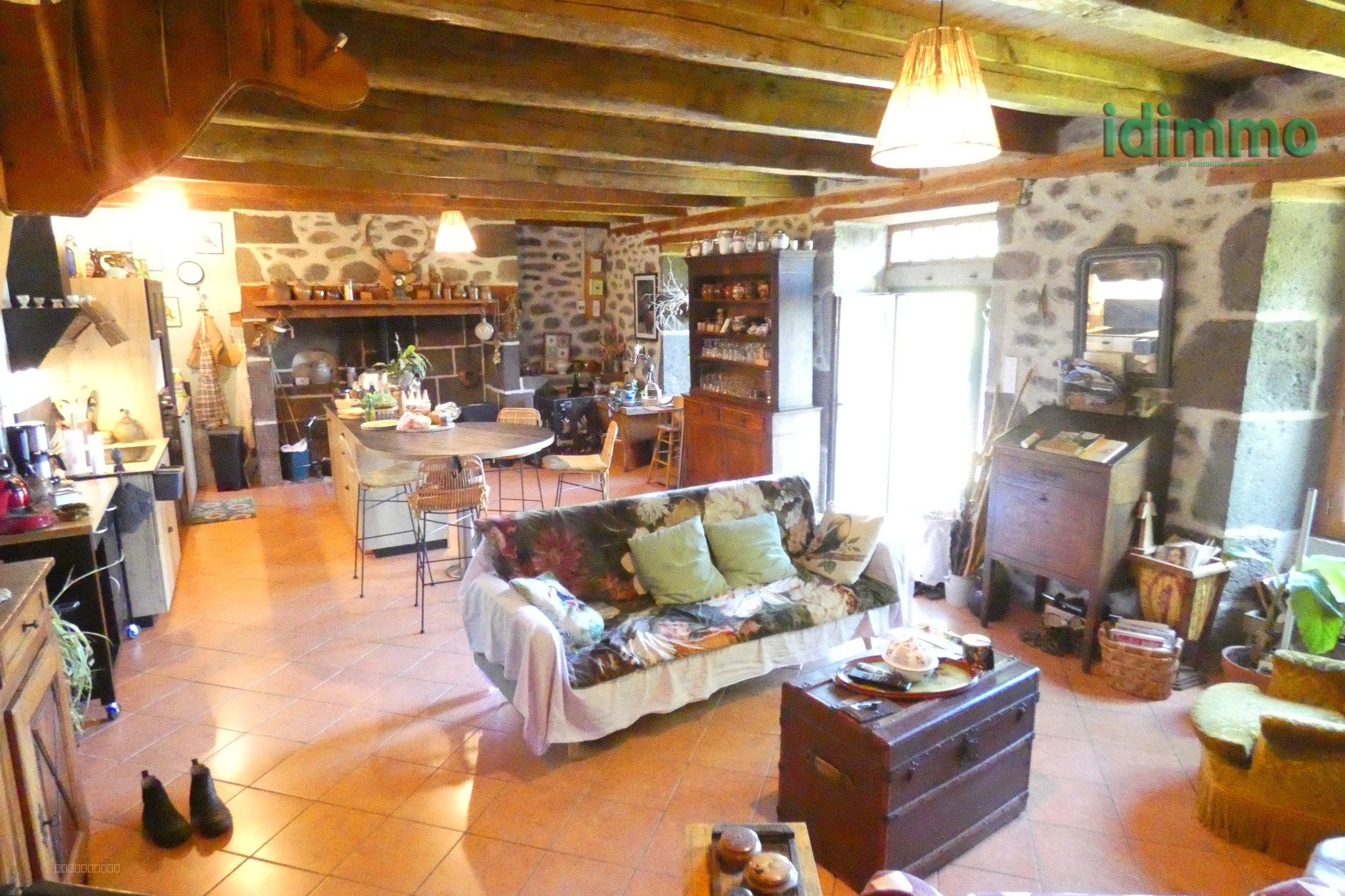 MAISON EN PIERRE RENOVEE BELLE VUE — photo 4