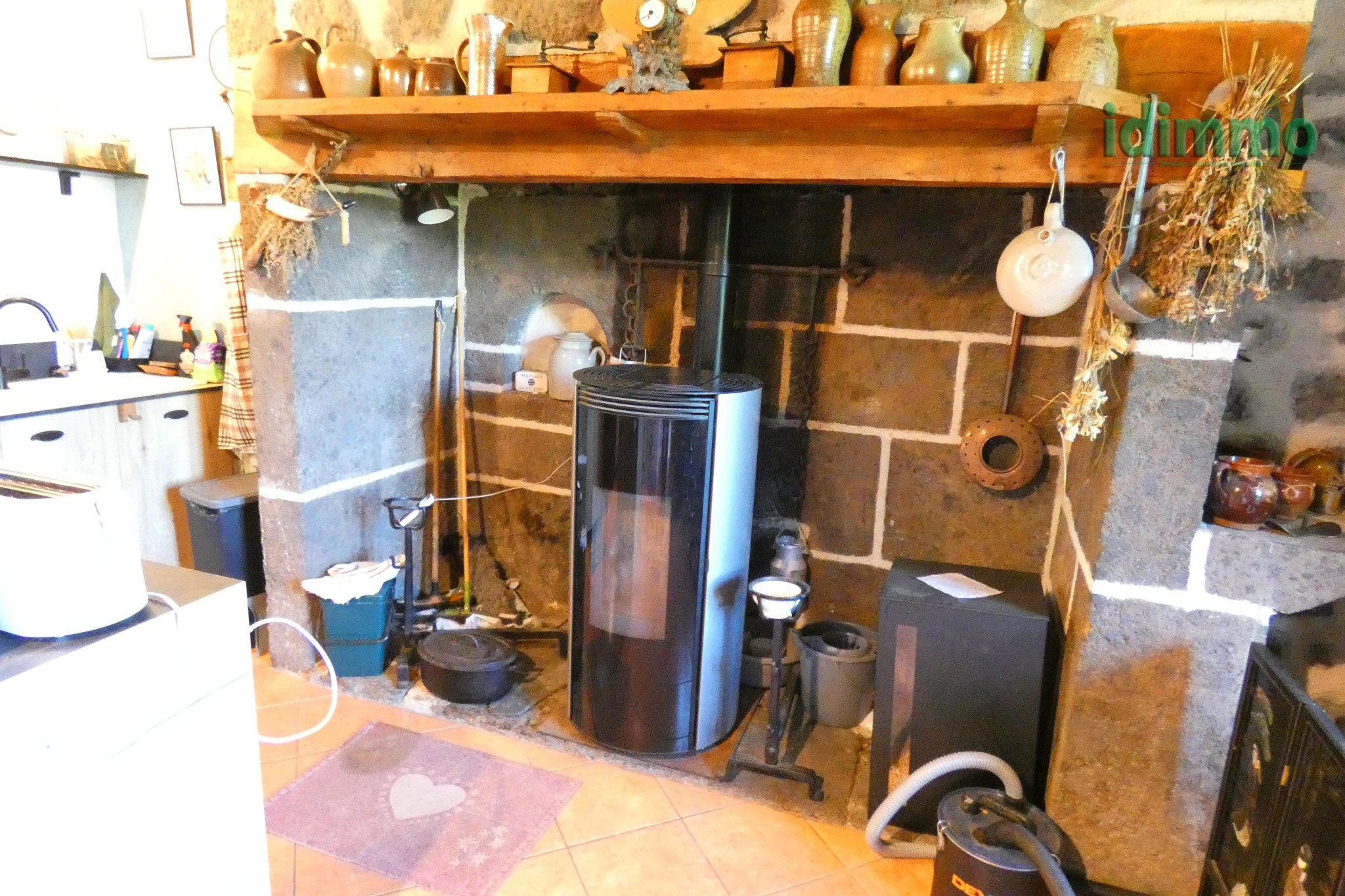 MAISON EN PIERRE RENOVEE BELLE VUE — photo 8