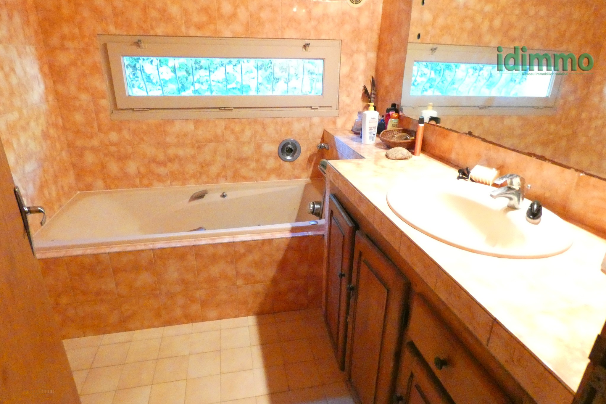 BELLE MAISON AUVERGNATE EN PIERRE — photo 16