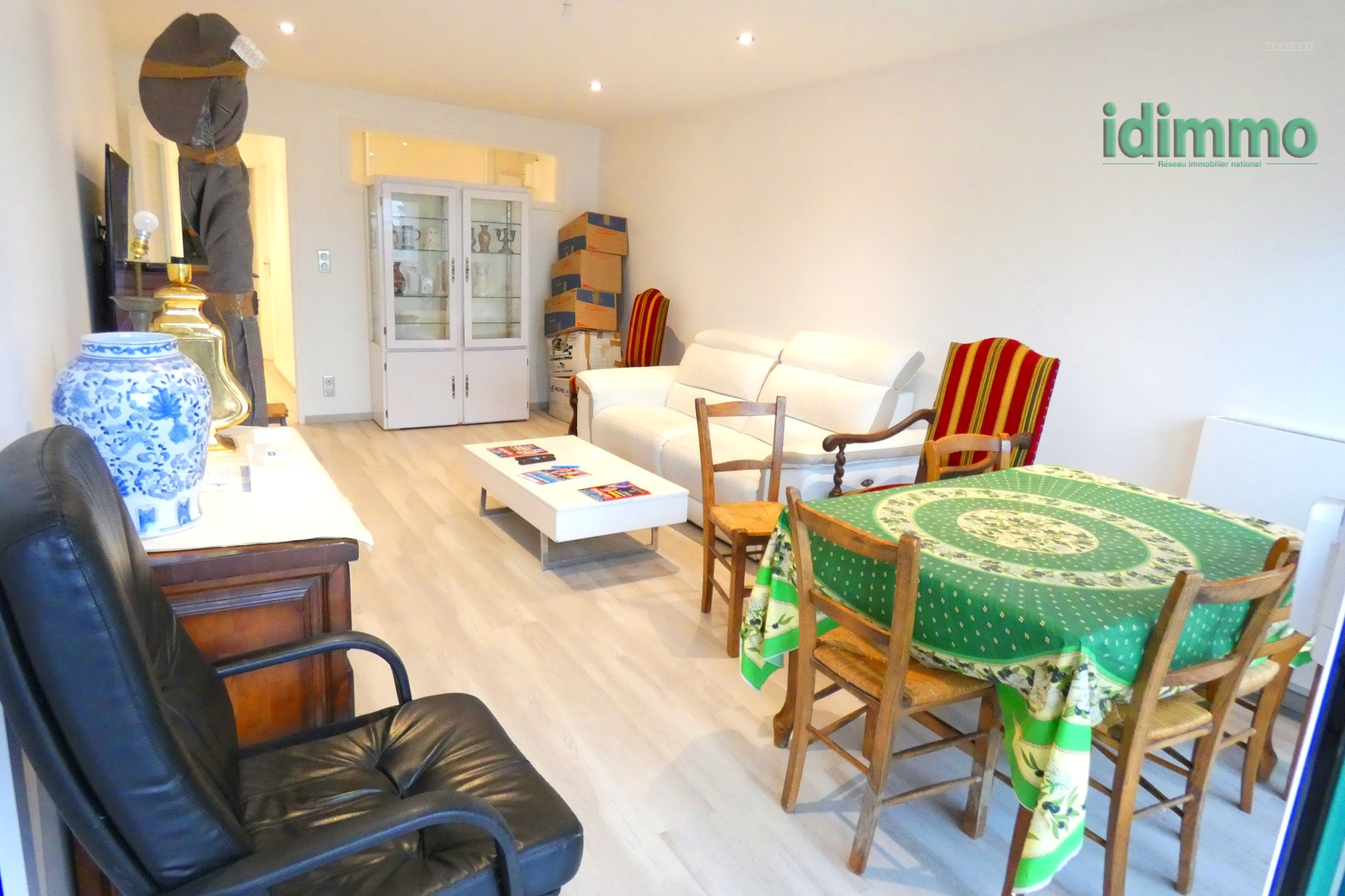 BEAU T3 RENOVE BALCON ASCENSEUR GARAGE — photo 5
