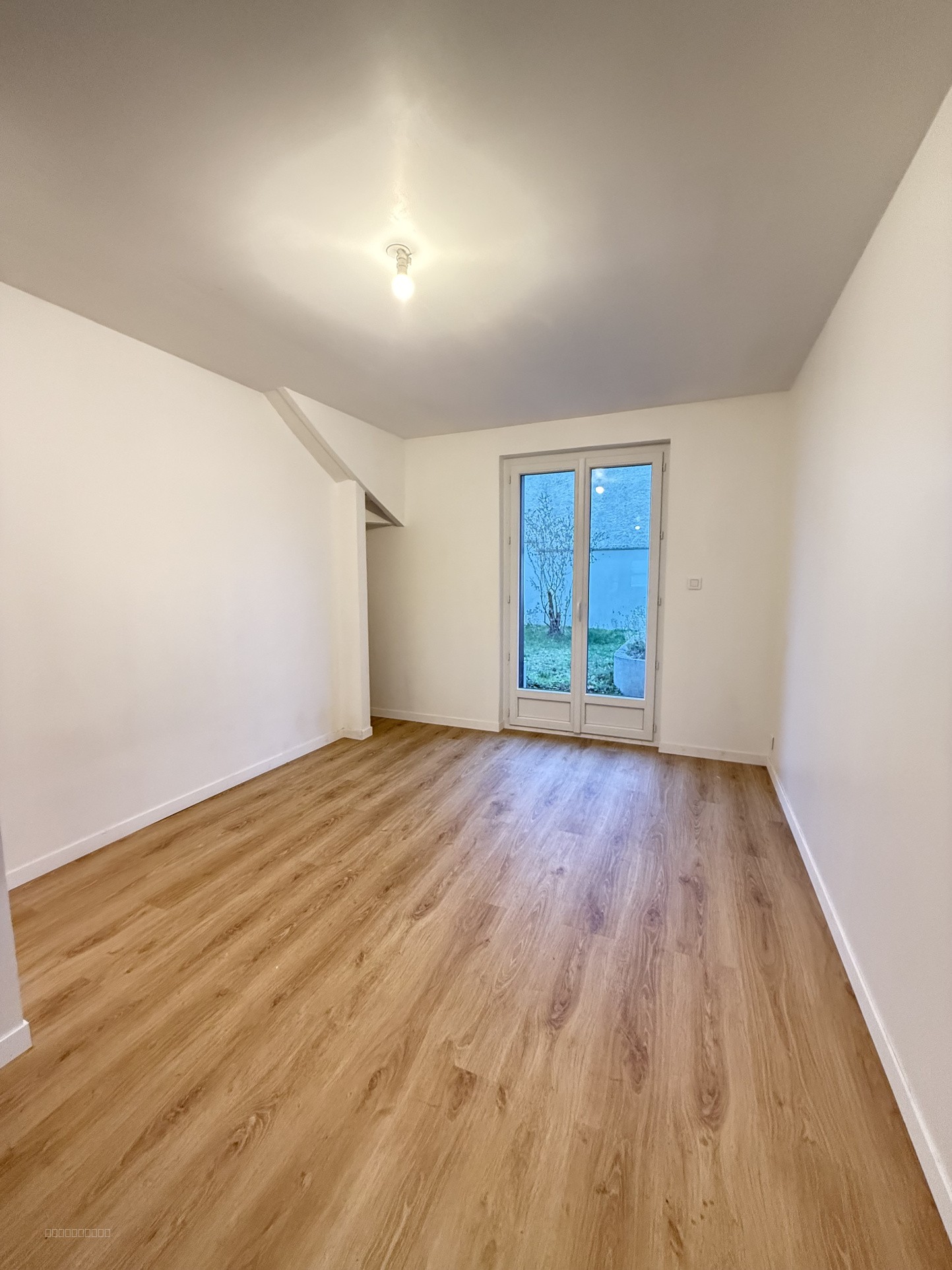 Maison briques et silex 5 chambres — photo 6