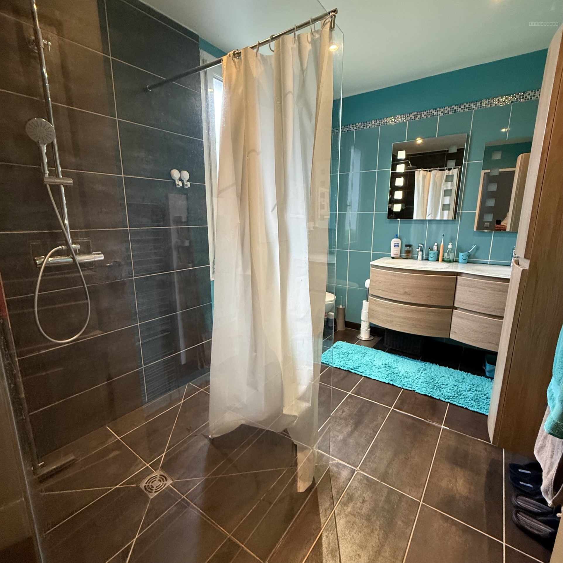 Immeuble vendu vide — photo 7