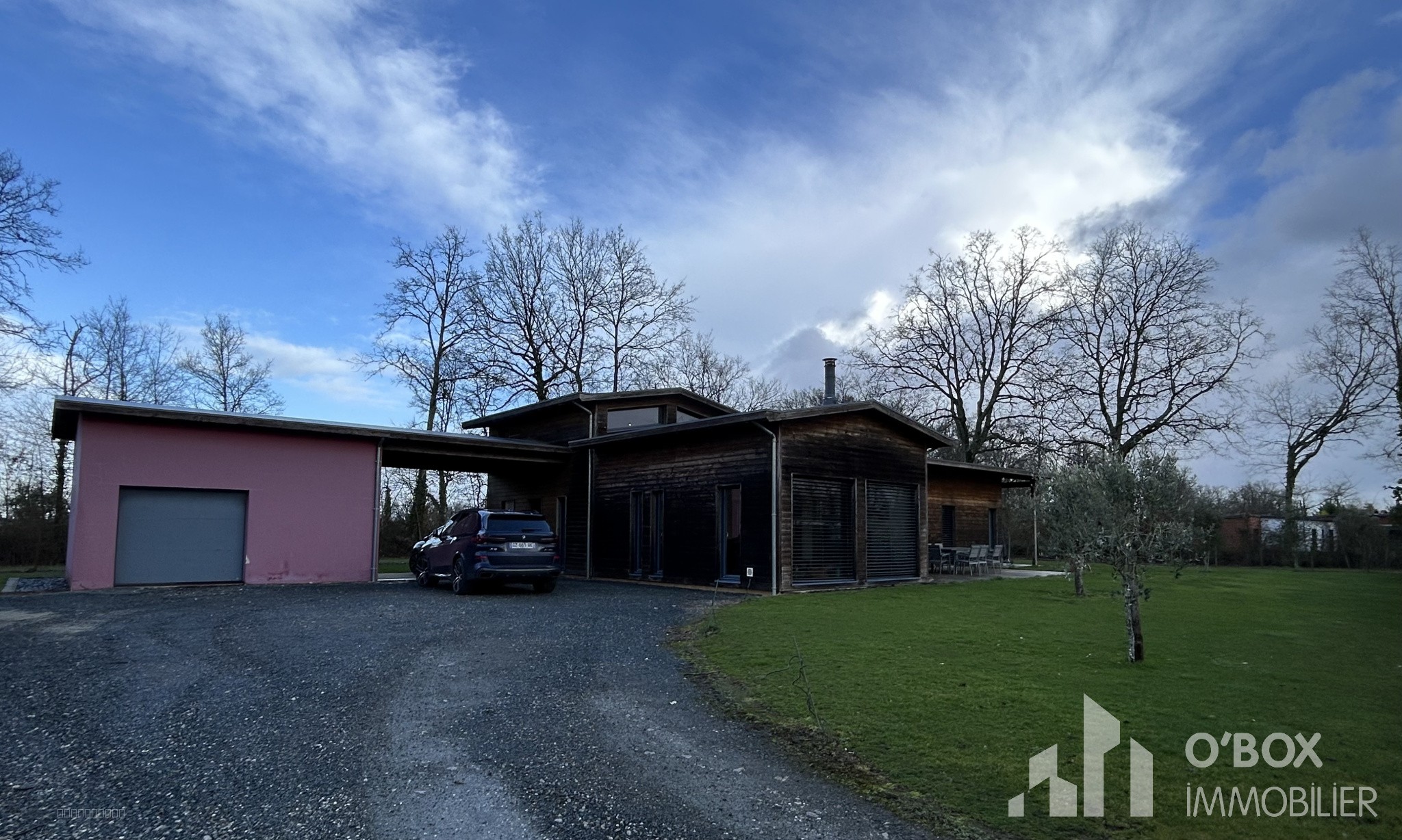 Maison lumineuse sur le Golf de la Domangère à NESMY (85310) — photo 2