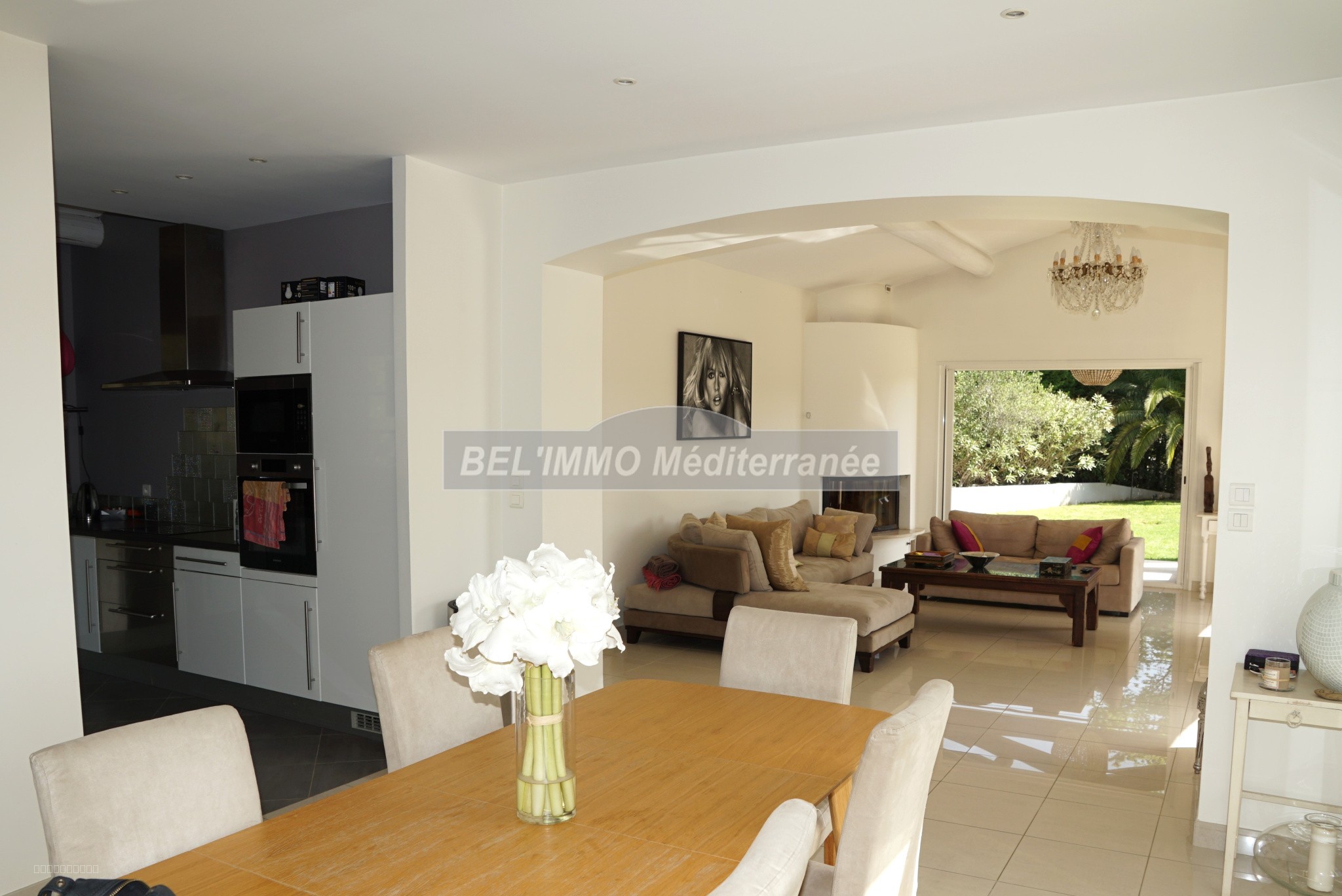Propriété de 200 m2, piscine, terrain de 4000 m2 — photo 10