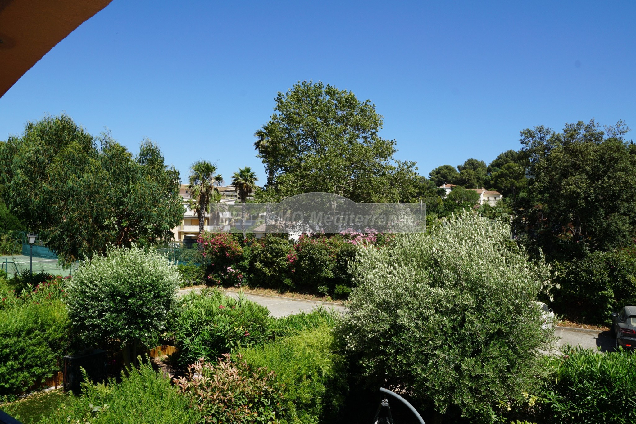 F3 dans belle Résidence avec Piscine et Tennis — photo 12