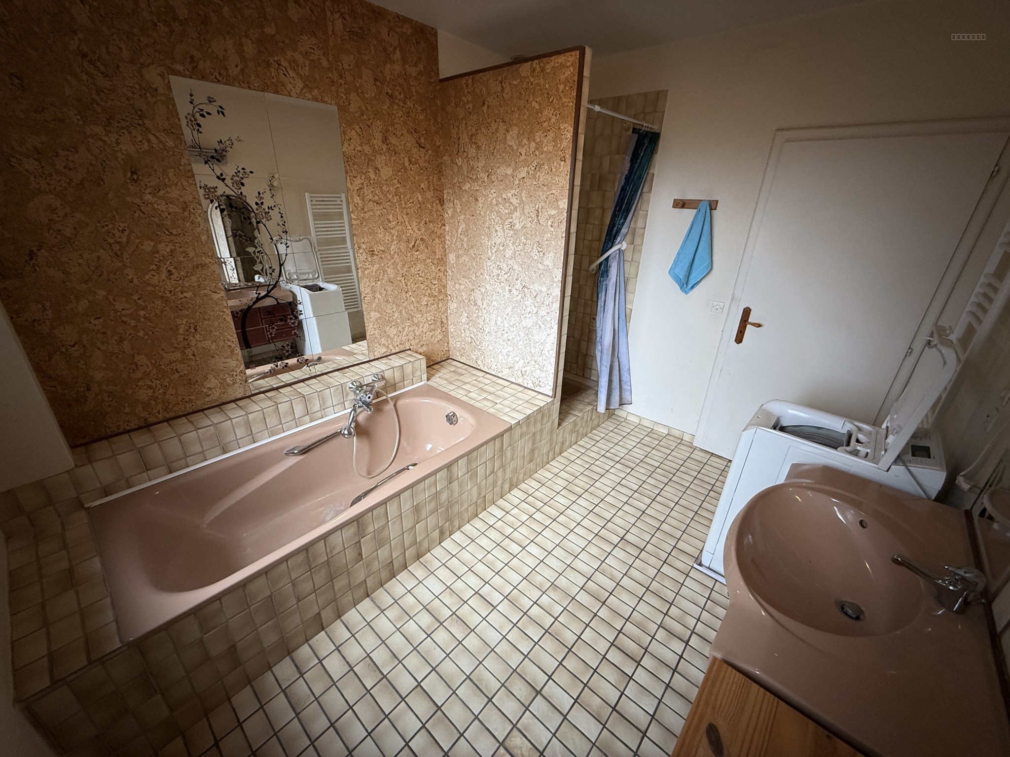 MAISON MITOYENNE À RÉNOVER   5 PIÈCES   143 m2   TERRAIN 607 m2 — photo 11