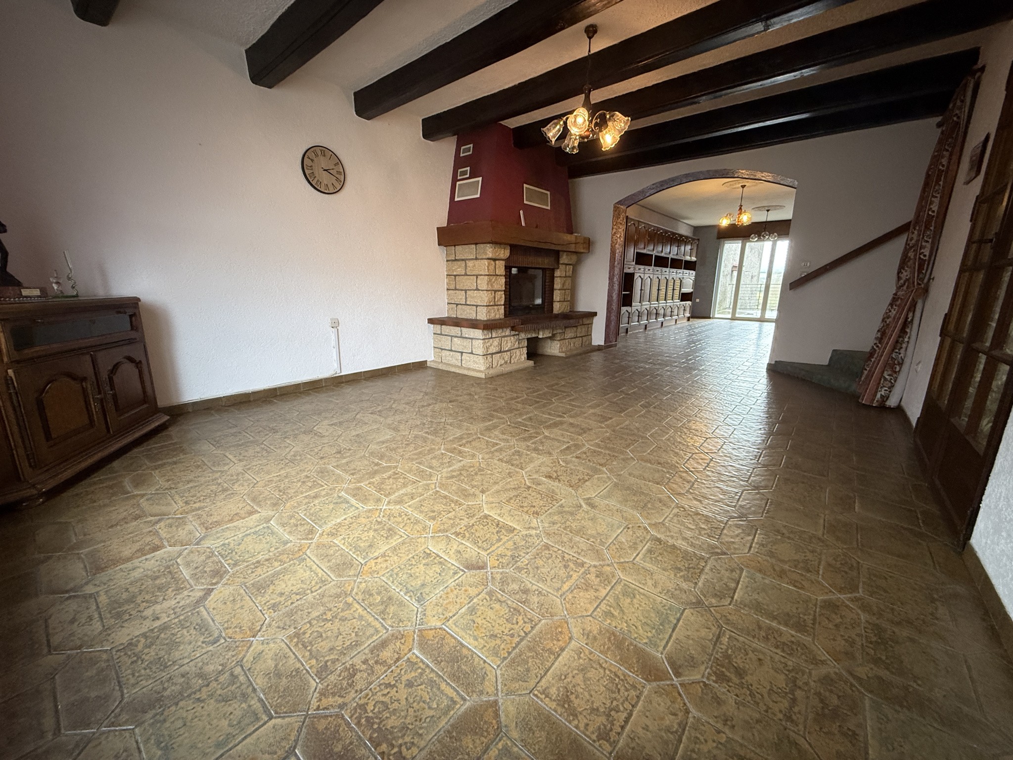 MAISON MITOYENNE À RÉNOVER   5 PIÈCES   143 m2   TERRAIN 607 m2 — photo 2