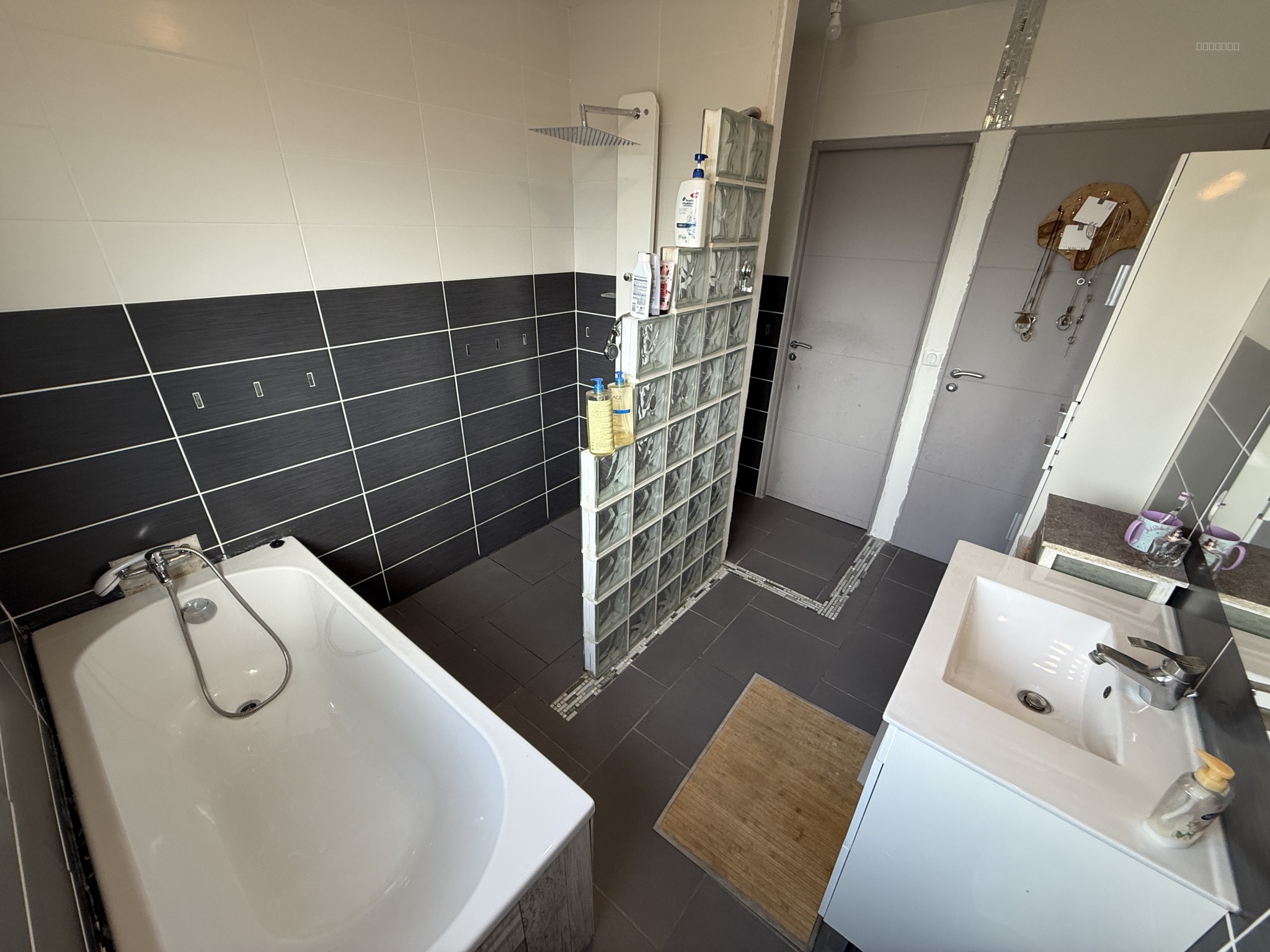 Maison plain-pied 5 pièces (100 m2 habitables)   Sous-sol complet (100 m2)   Terrain de 593 m2 — photo 13