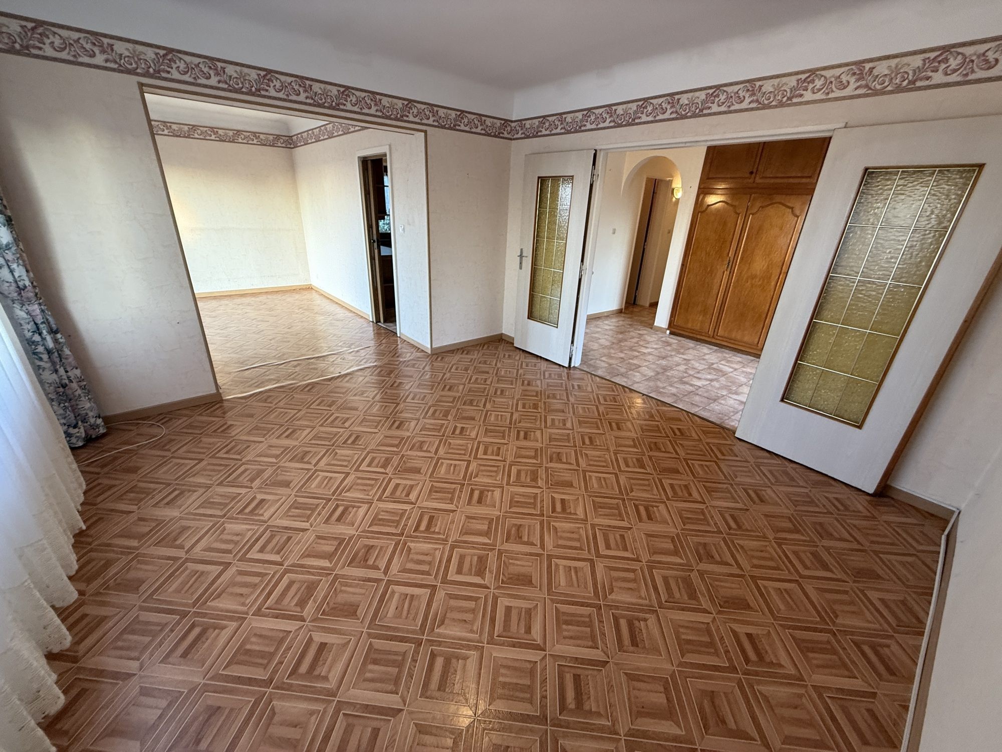 Maison individuelle 6 pièces de 115 m2 avec sous-sol — photo 2