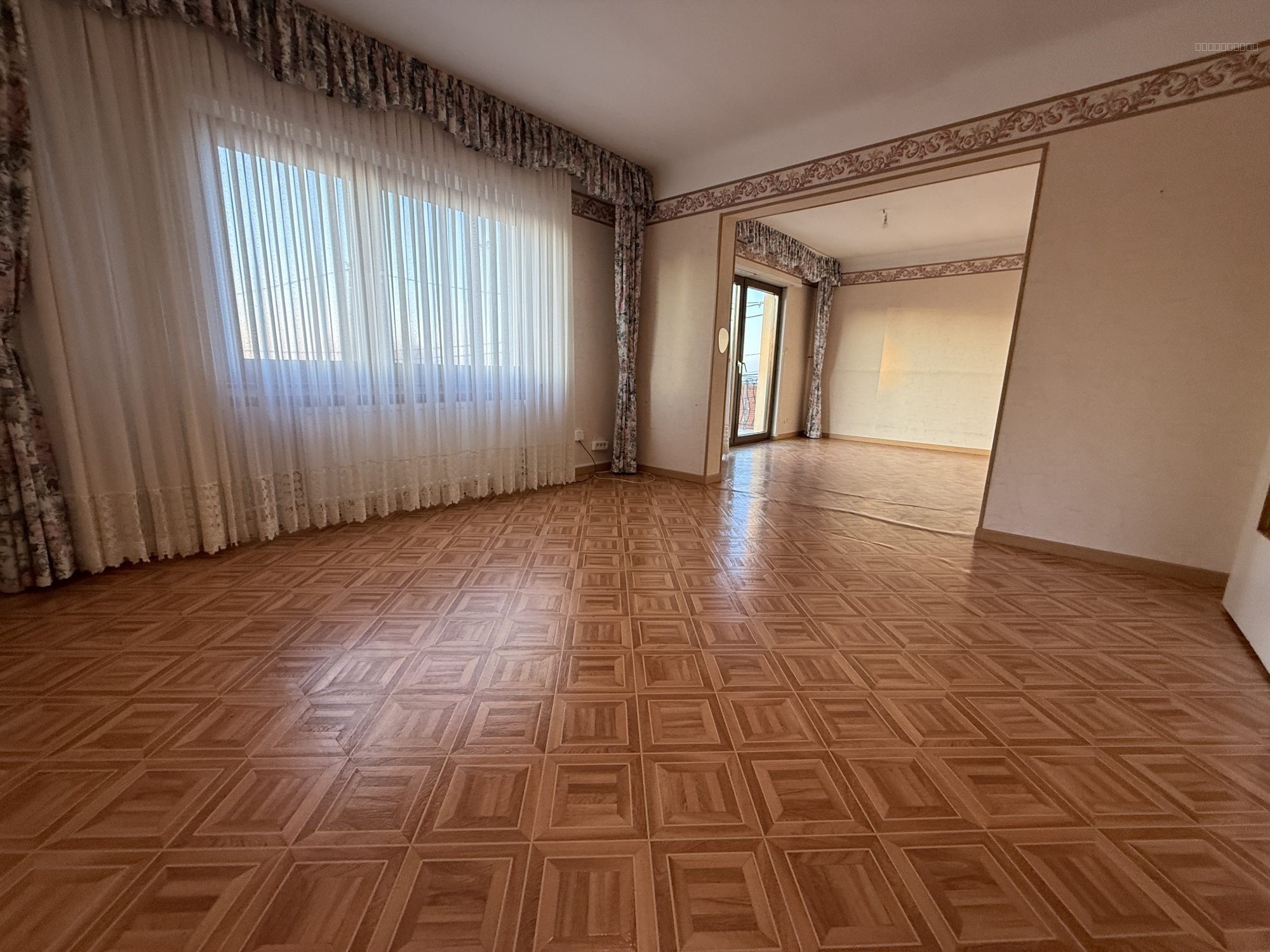 Maison individuelle 6 pièces de 115 m2 avec sous-sol — photo 3
