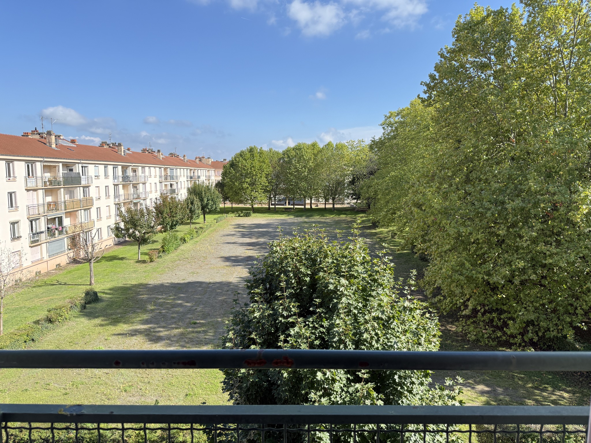 appartement T2 Roanne — photo 8
