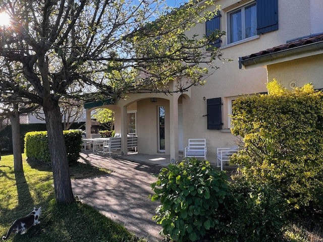 Maison Balbigny 1400m2 de terrain clos — photo 5