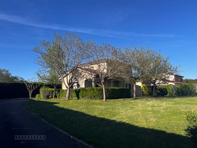Maison Balbigny 1400m2 de terrain clos — photo 2