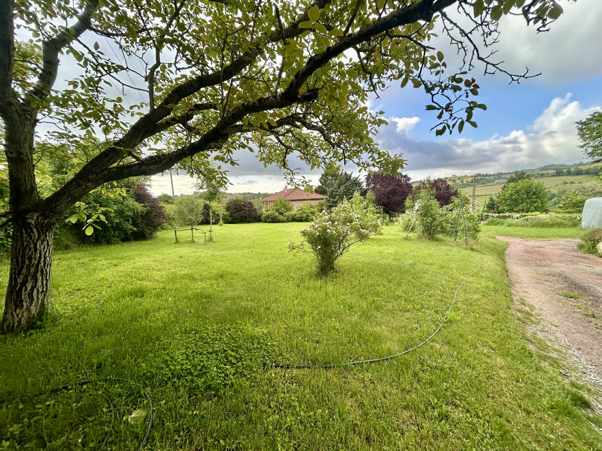 Belle maison familiale sur terrain de 3000 m2 clos — photo 7