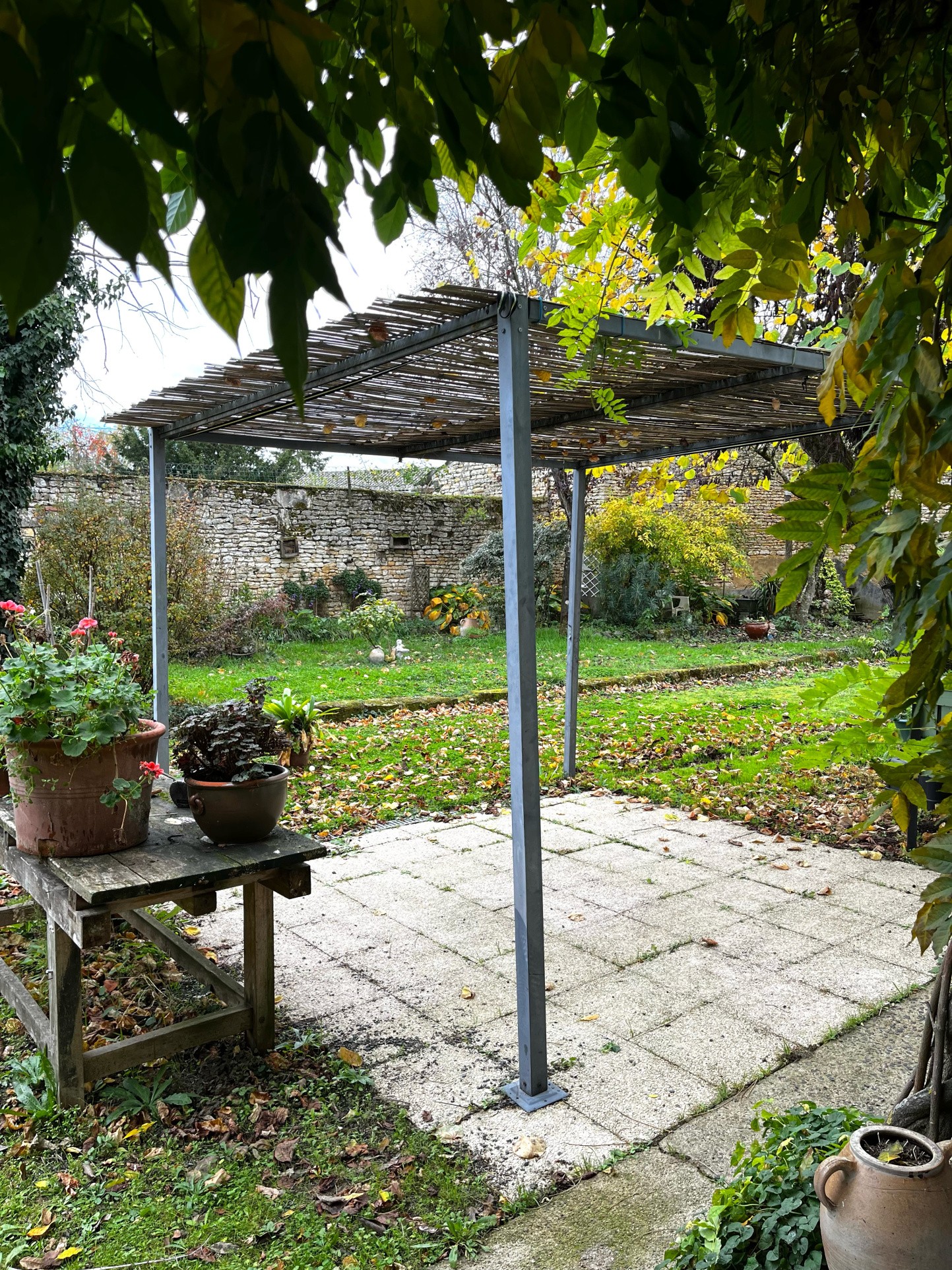 Longère rénovée avec cour et jardin — photo 3