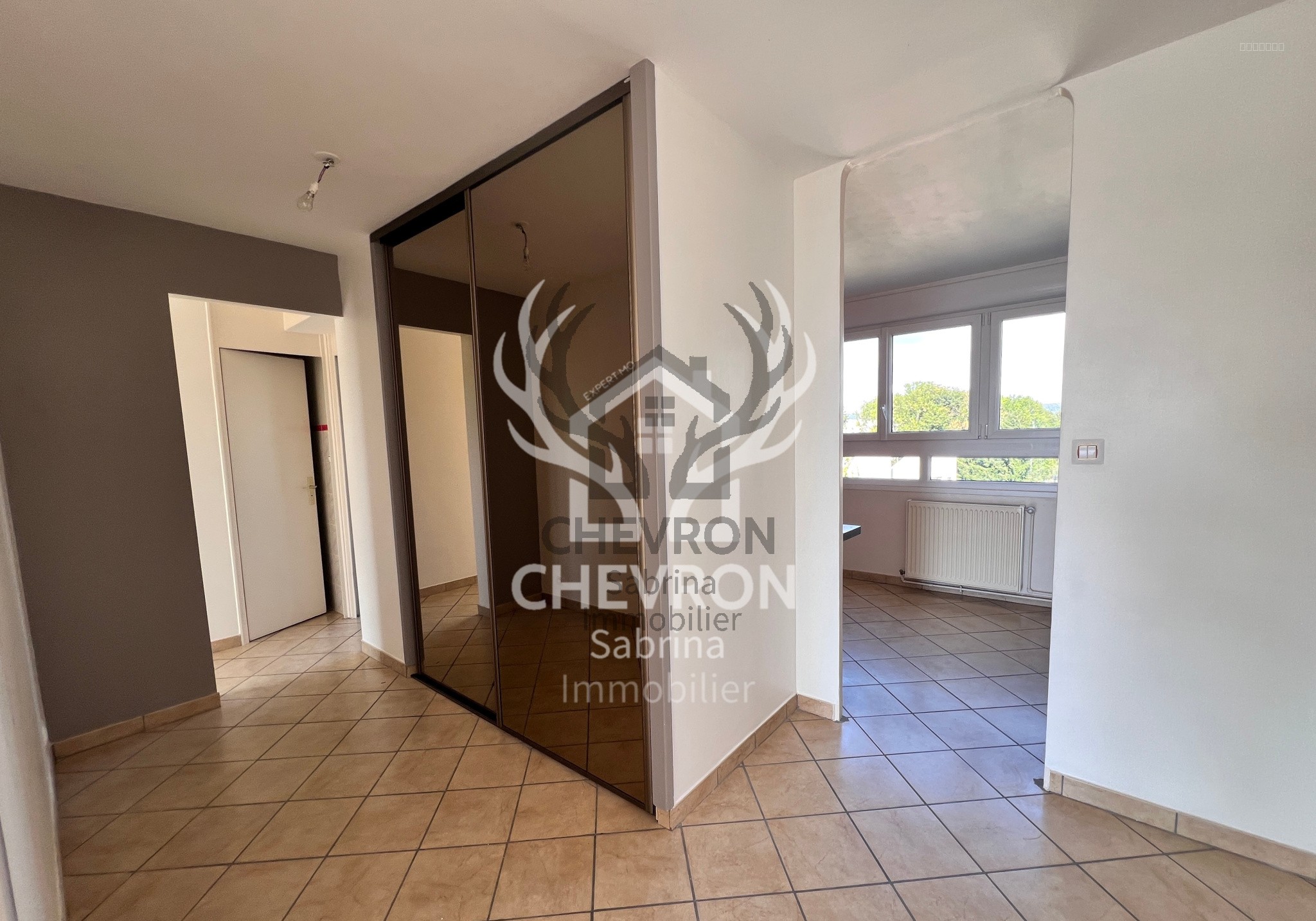 Appartement - Charleville-Mézières- 2 pièces 33 m2 — photo 9
