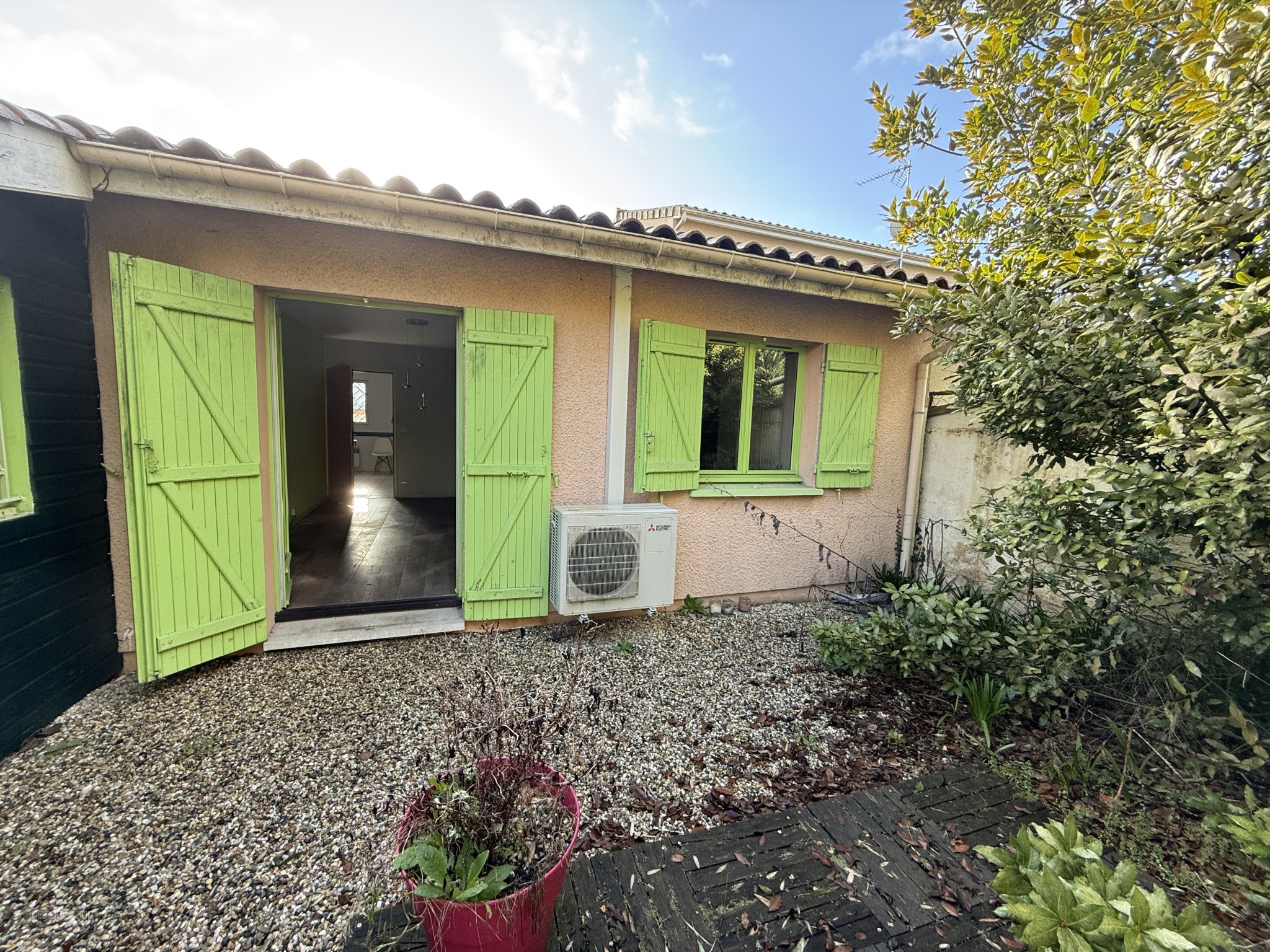LE BOUSCAT - Immeuble de plain-pied de 93m2 — photo 4